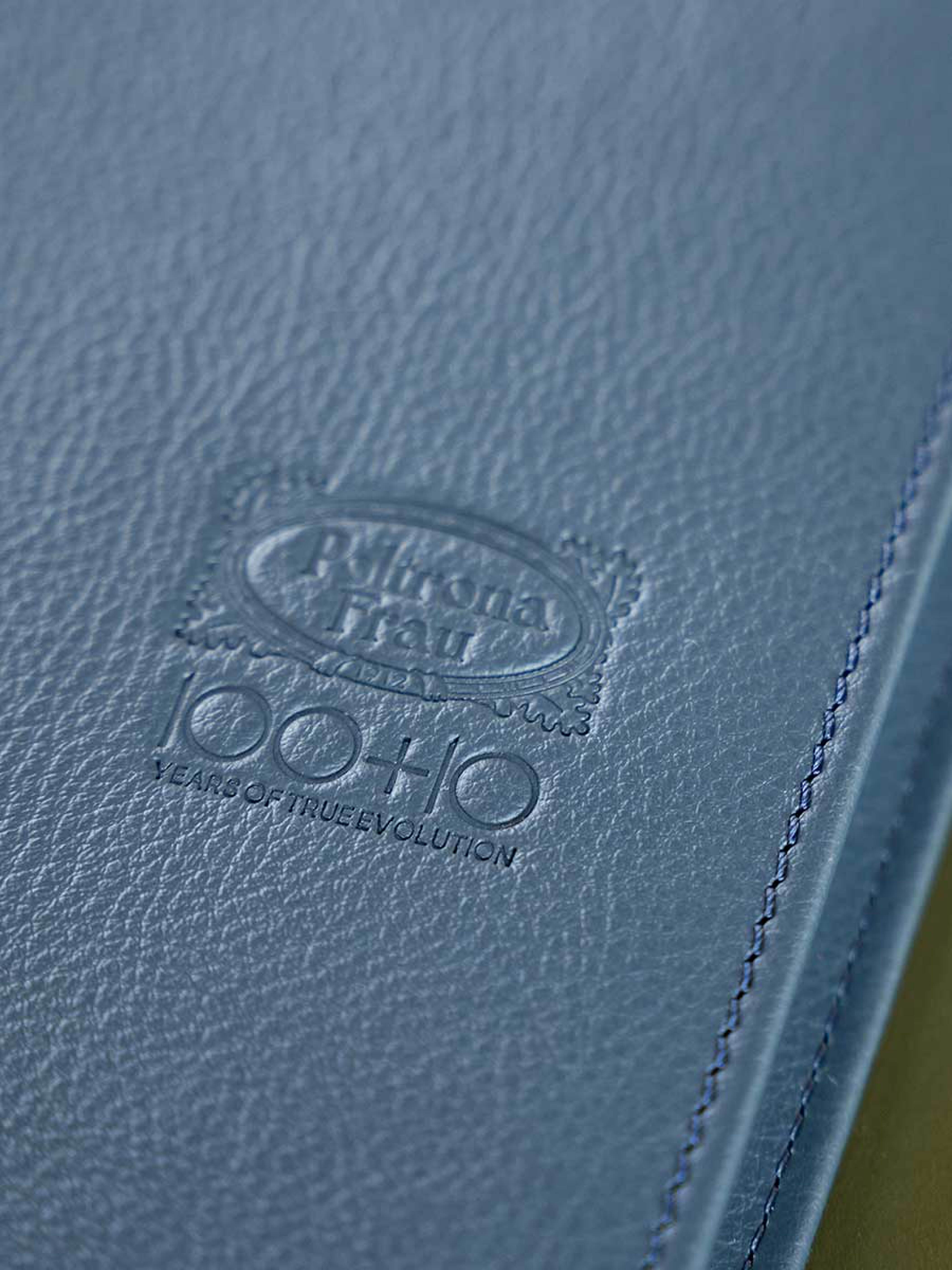 Gli Oggetti | Notebook 110° Anniversary Edition - Poltrona