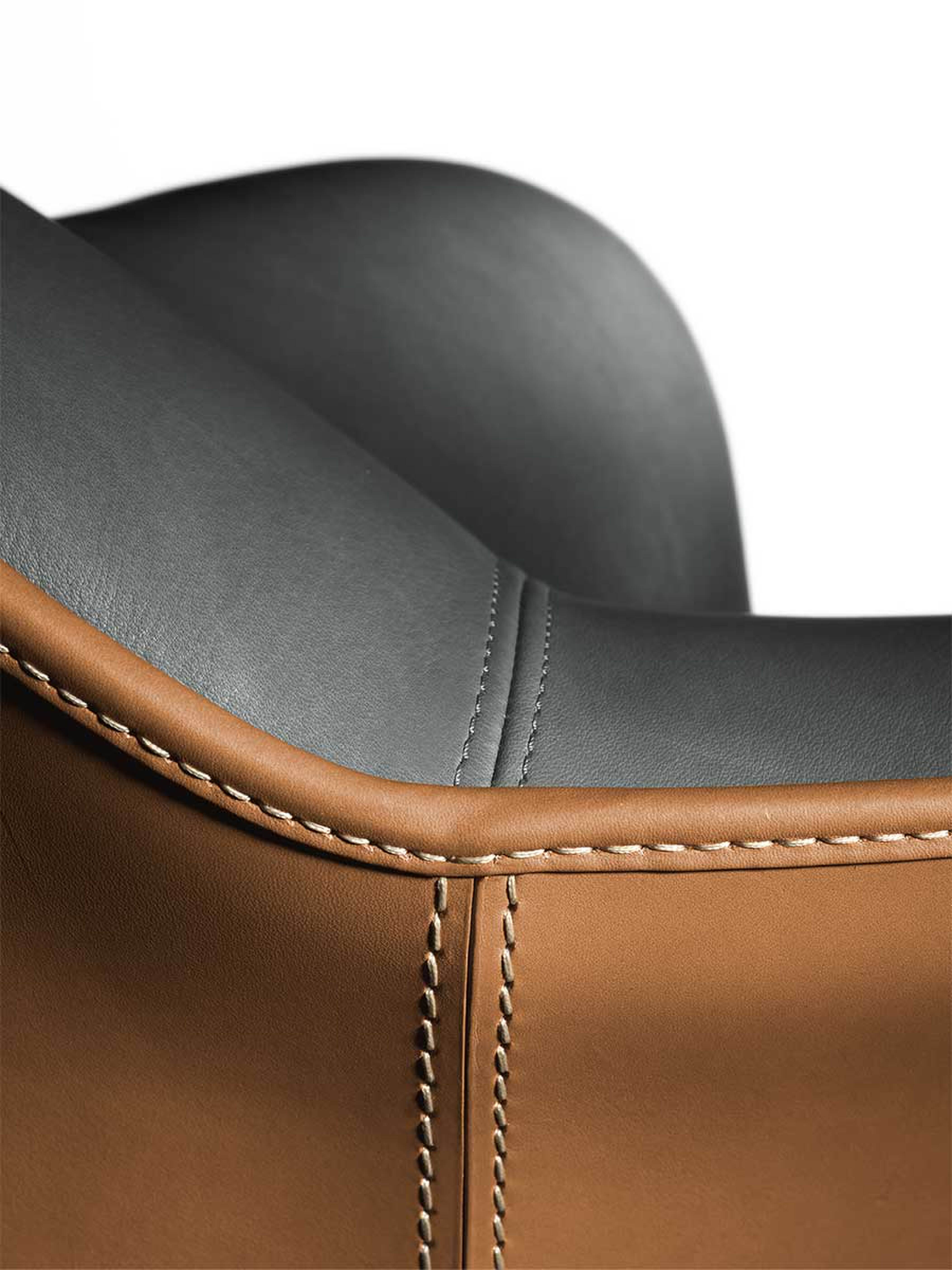 Aida cognac leather top
