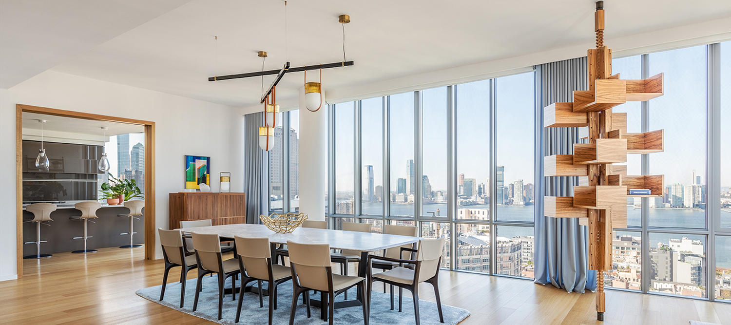 Bibliothèque Albero de Poltrona Frau, structure en bois massif et design sculptural italien, icône de l’artisanat.