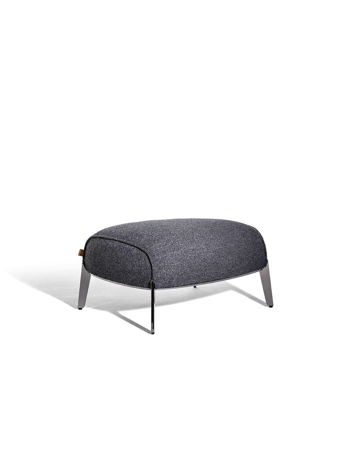 01 archibald gran comfort ottoman 01 archibald gran comfort ottoman
