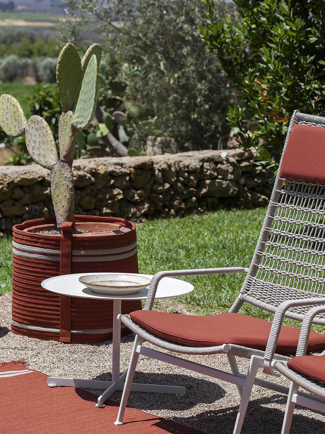 03 bob outdoor coffee table 03 bob outdoor coffee table