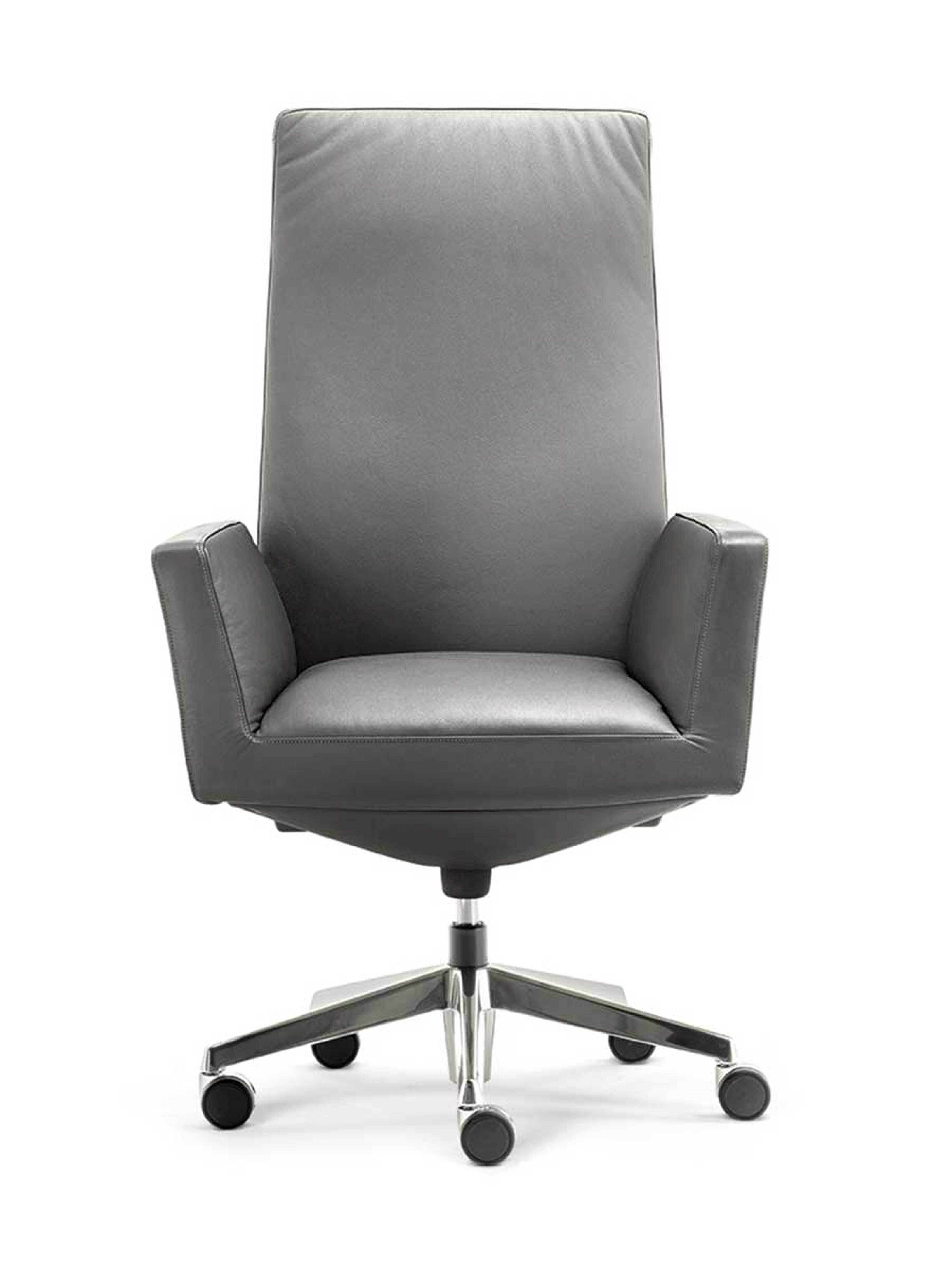 Poltrona frau chancellor chair outlet