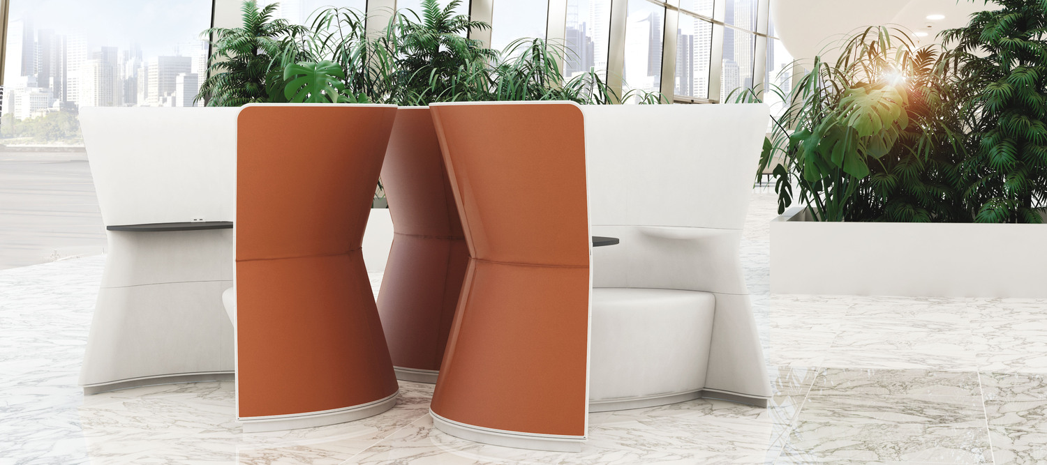 Cove | Sessel  Sessel Cove von Poltrona Frau, ergonomisches Design und Pelle Frau®-Bezug, Beispiel für italienischen Stil und Entspannung.