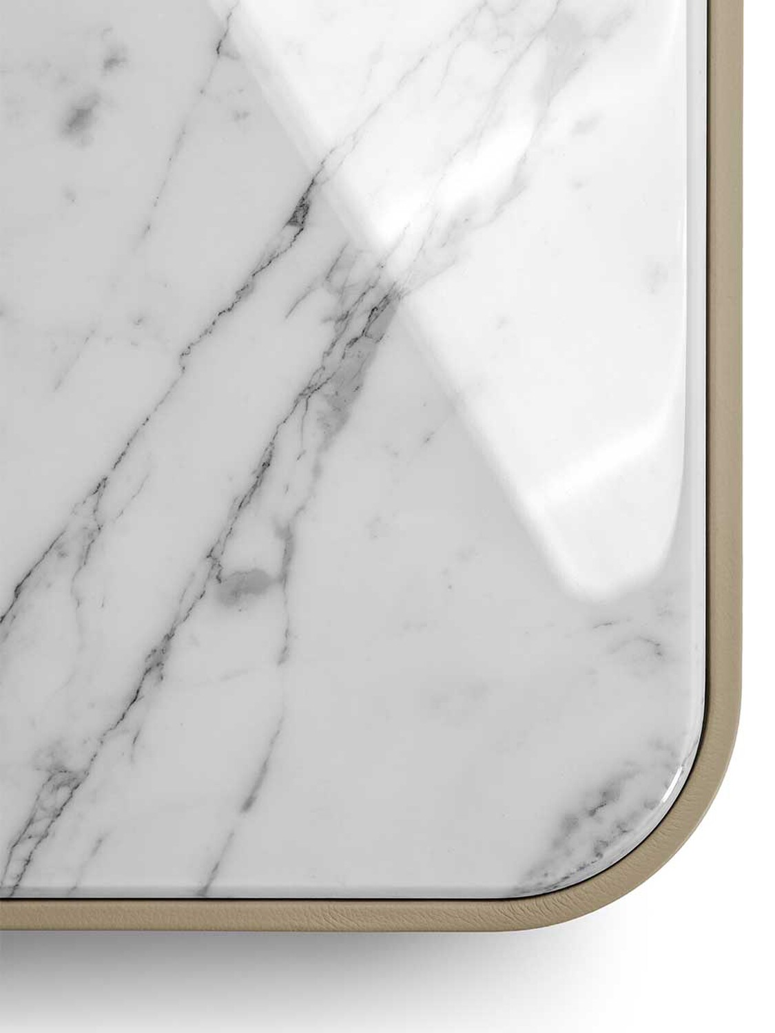 07 cuire small table