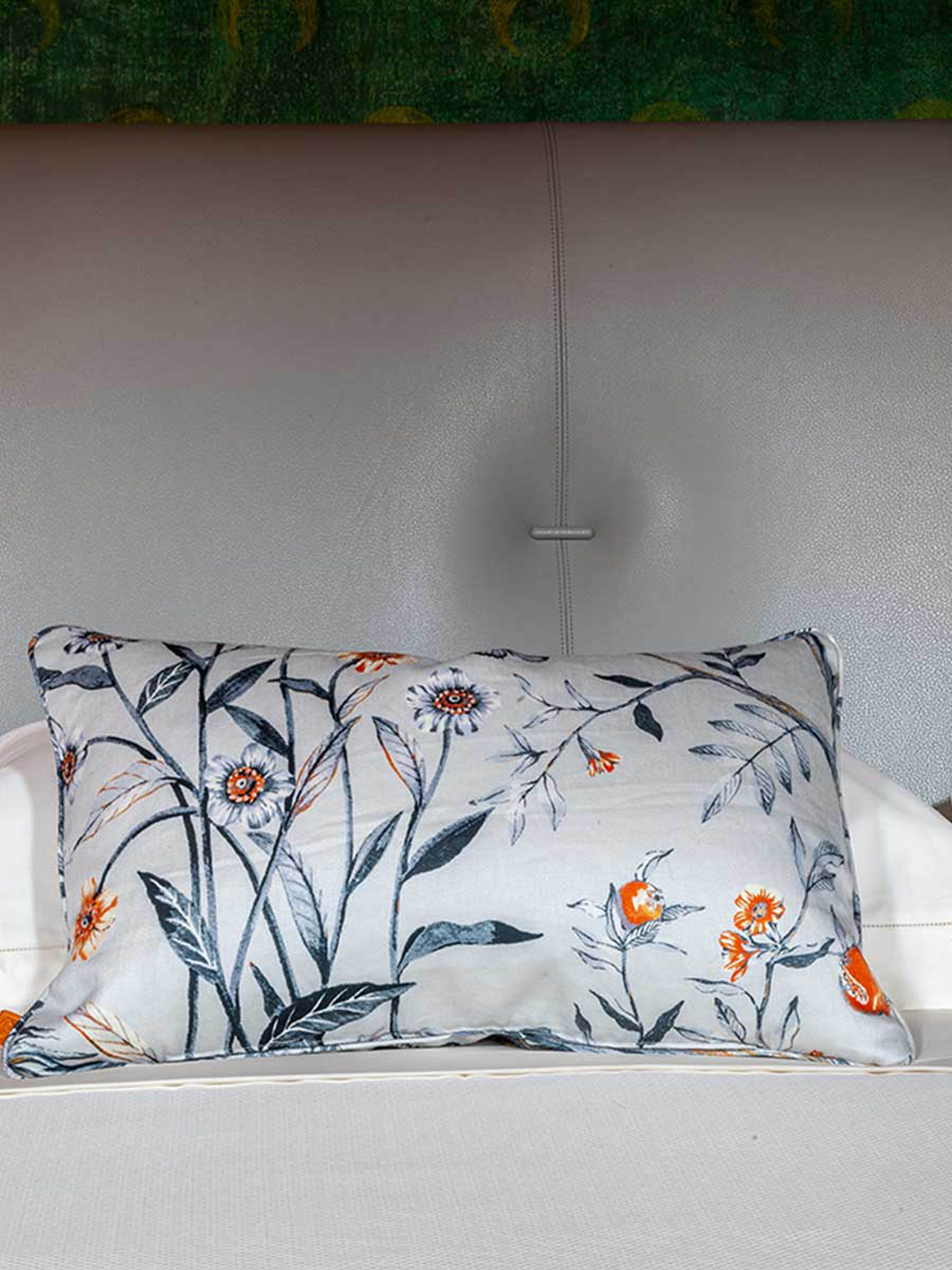 Decorative cushions Giulio Ridolfo with Chiara Novello