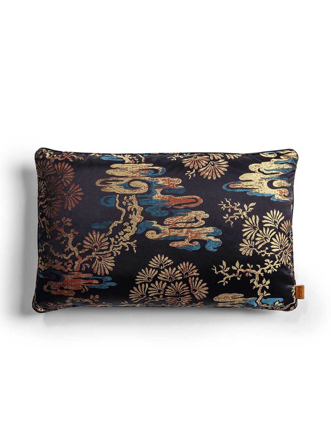22 decorative cushions 22 decorative cushions
