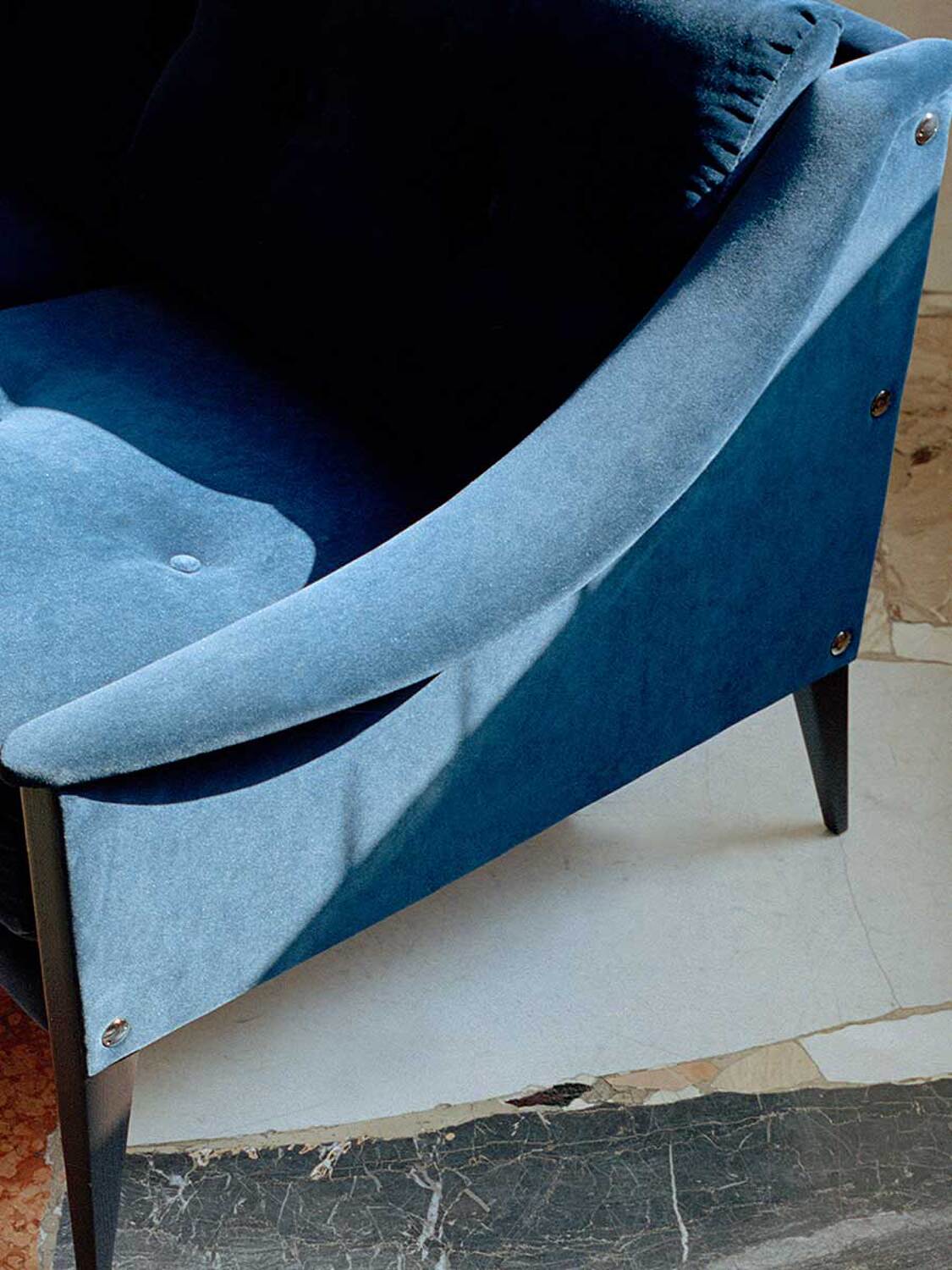 03 dezza 24 sofa 03 dezza 24 sofa