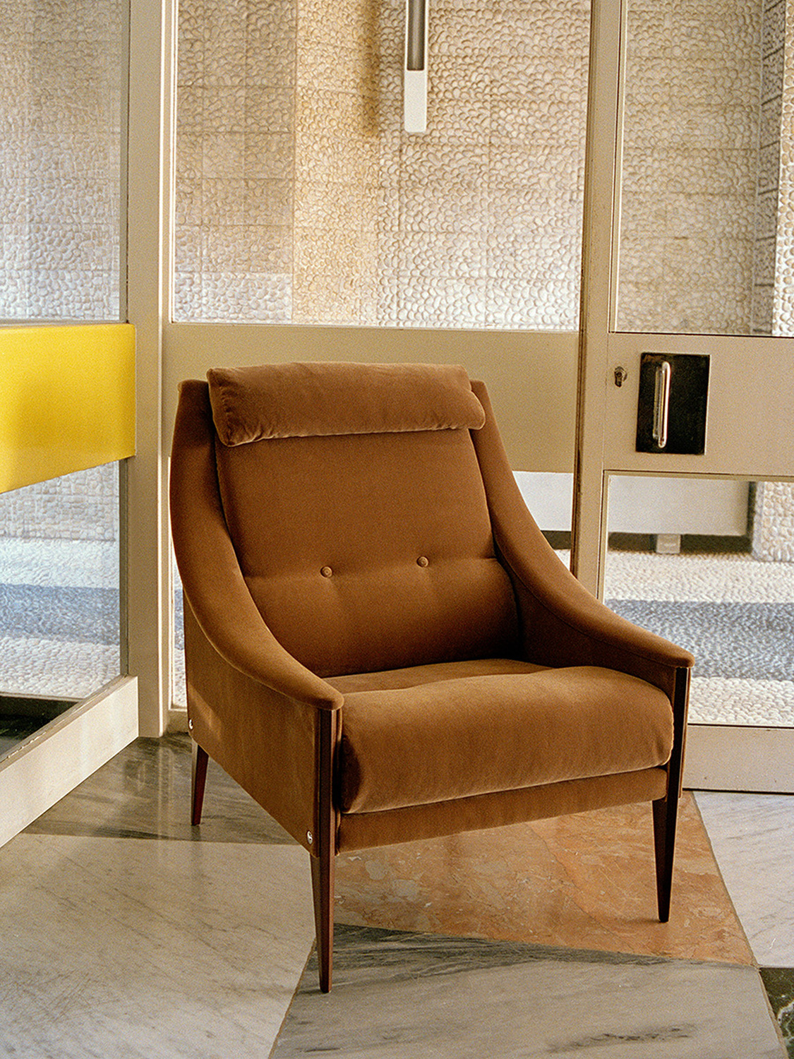 02 dezza 48 armchair design