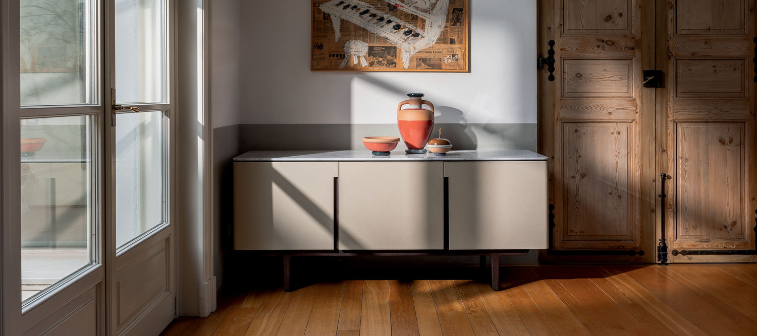 Fidelio | Low Cabinet Fidelio low cabinet in wood, with minimalist and functional design.