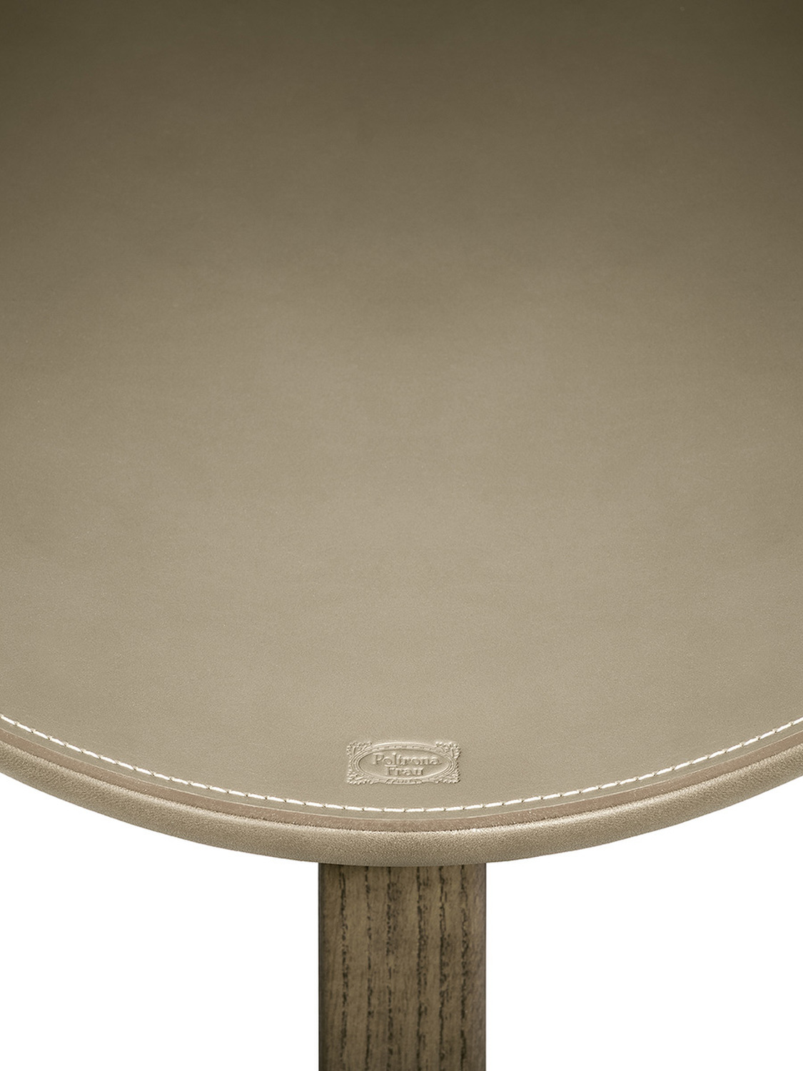 04 fidelio round d45 h49 small table 04 fidelio round d45 h49 small table