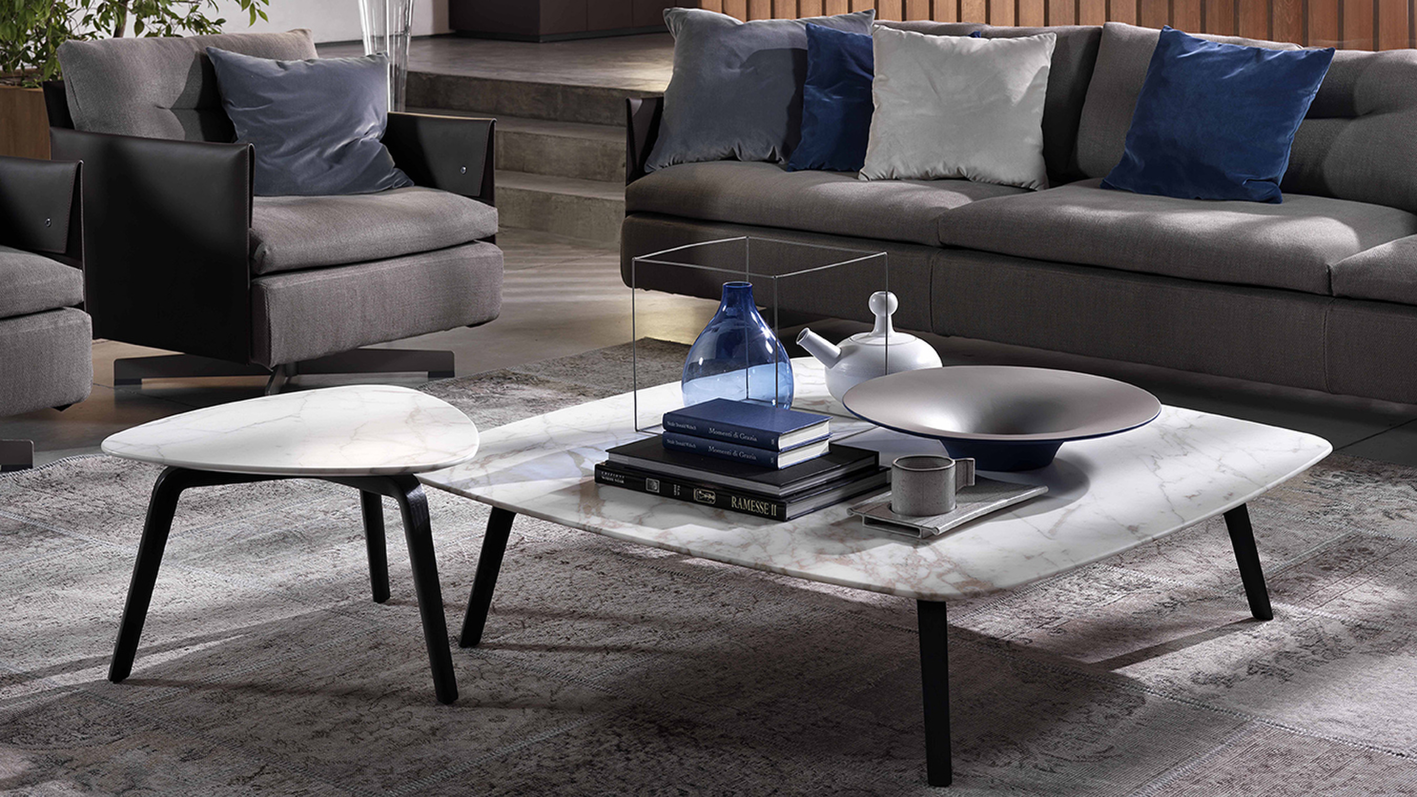 PoltronaFrau ポルトローナ・フラウ Fiorile フィオリーレ Fiorile フィオリーレ | Products | [Poltrona Frau