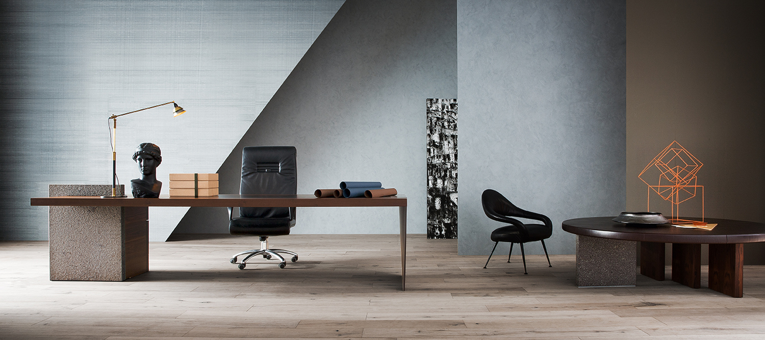 Forum | President office chair Forum President chair by Poltrona Frau, in leather with ergonomic details, ideal for luxury executive spaces