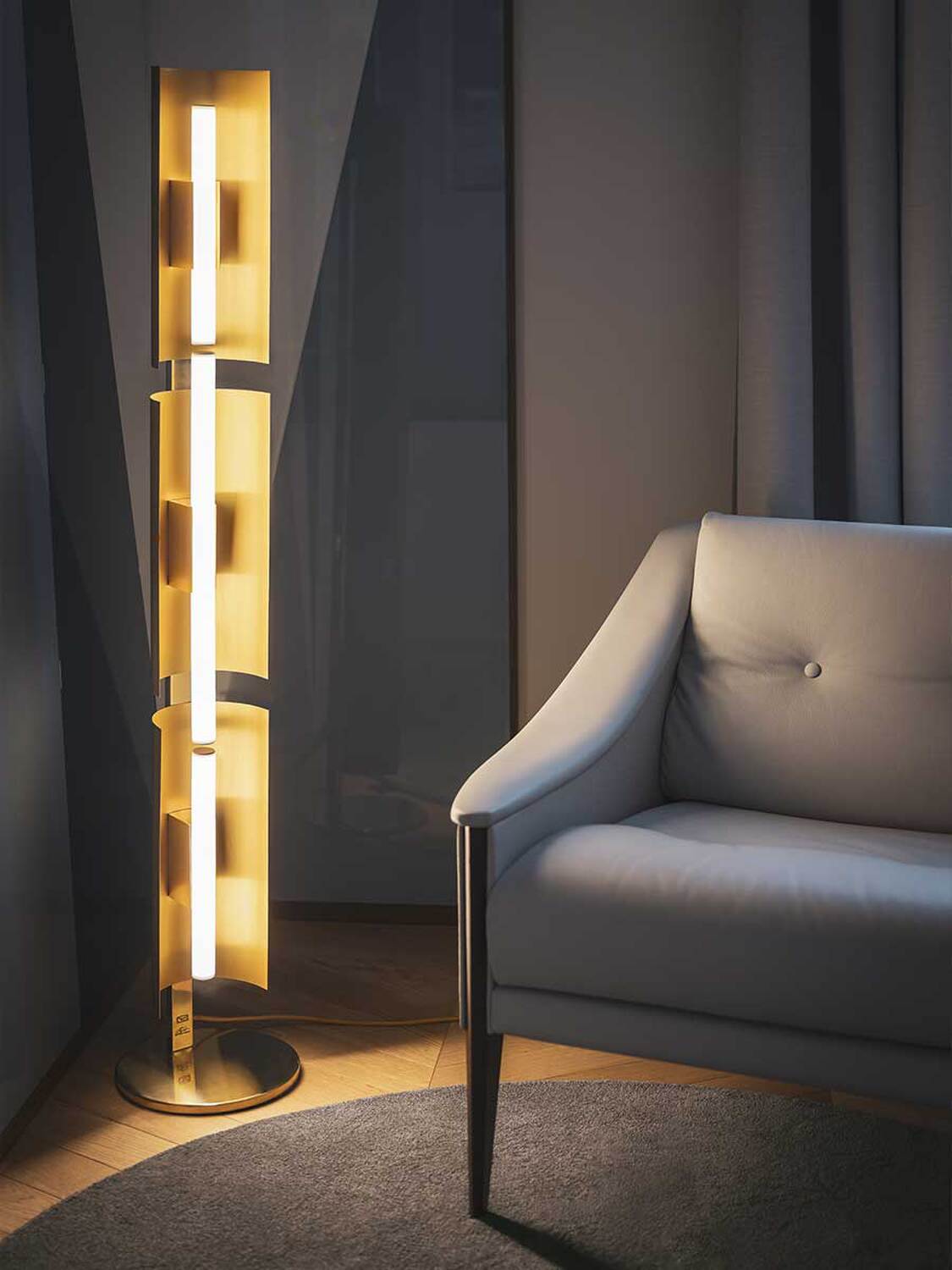 008 gio ponti oro floor lamp