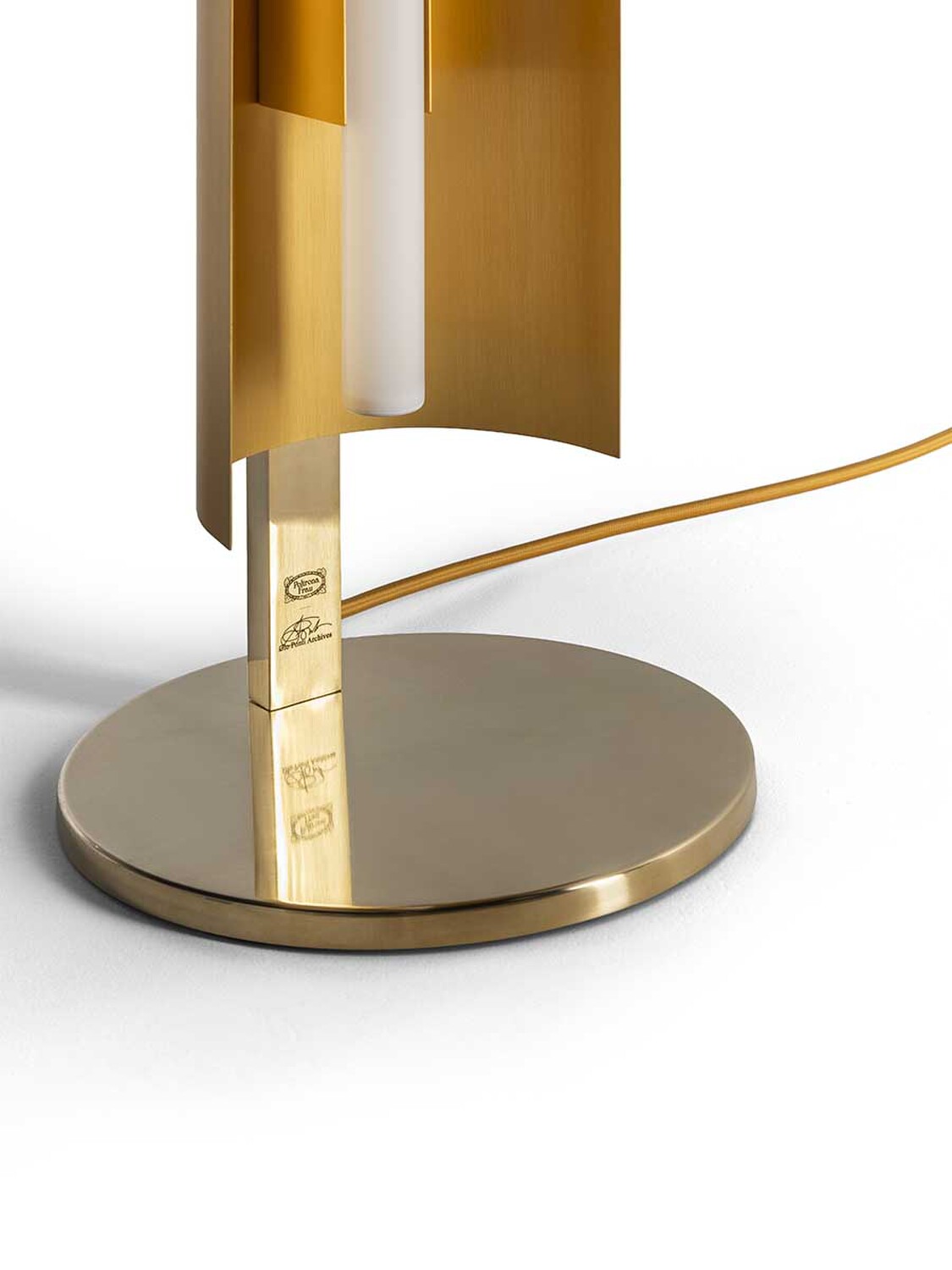 09 gio ponti oro floor lamp