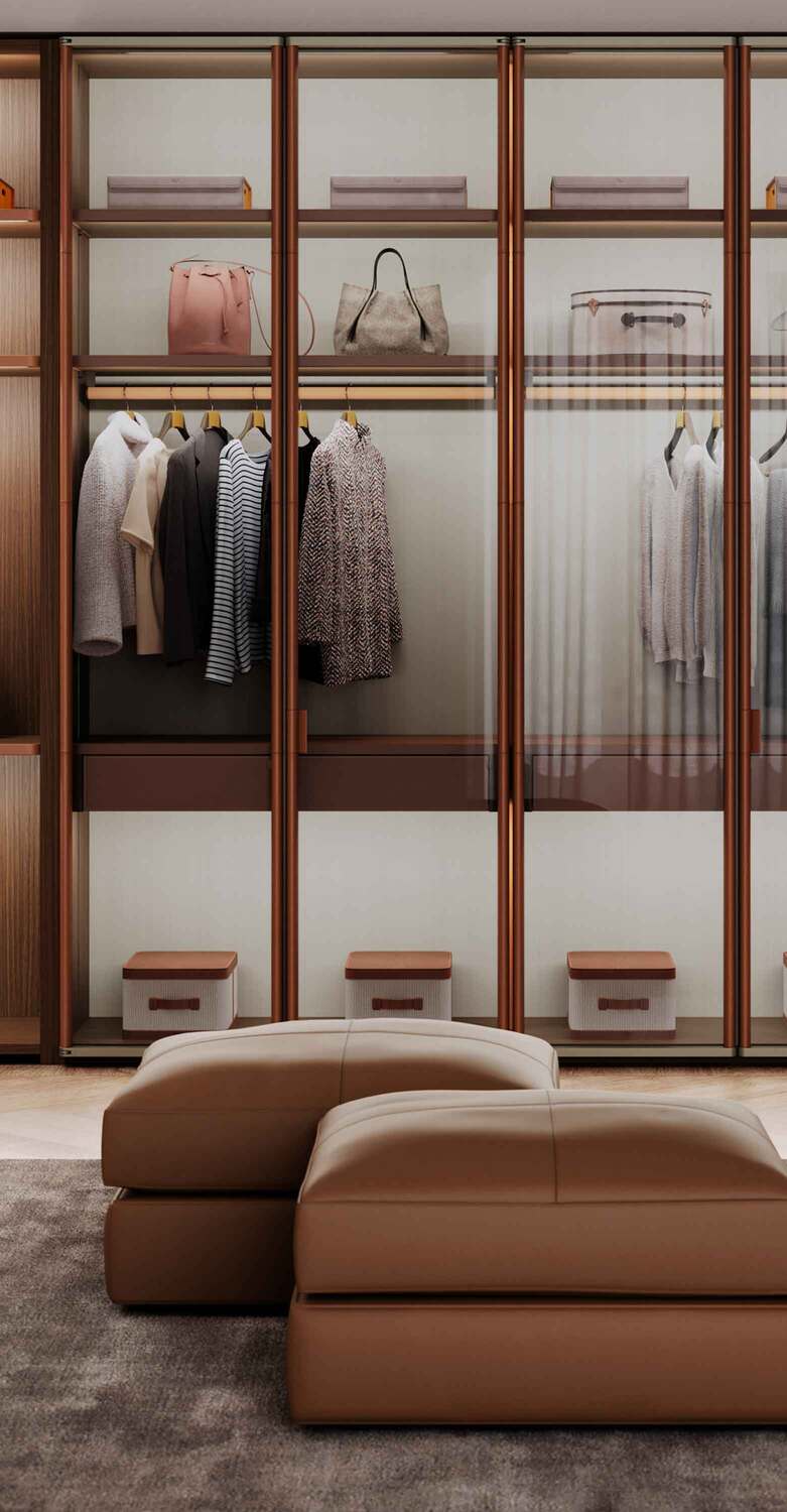 Gli Oggetti | Closet box Wardrobe organizer box by Poltrona Frau, covered in Pelle Frau® with Made in Italy artisanal details.