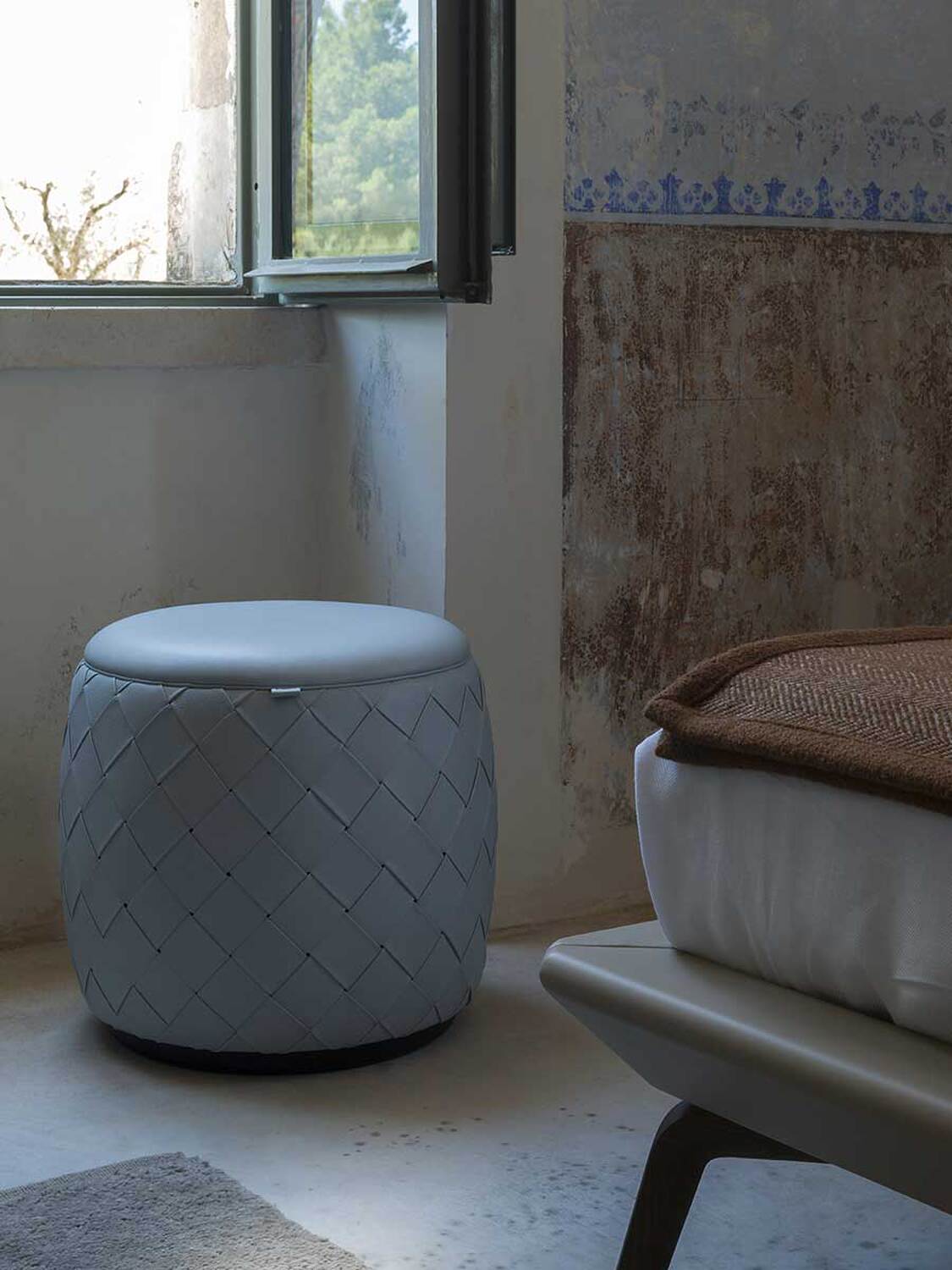 07 grant ottoman d46 07 grant ottoman d46