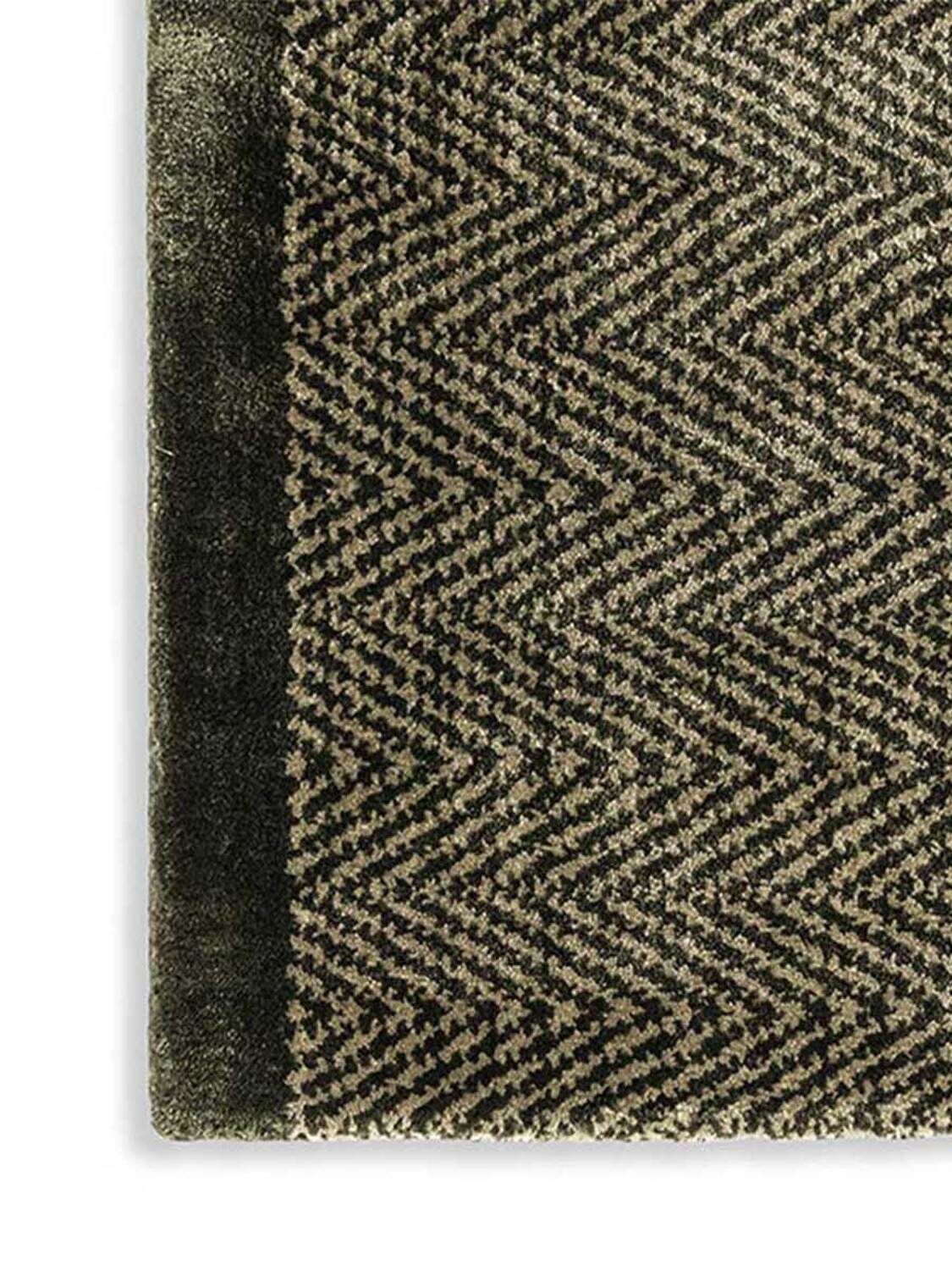 02 harp rug