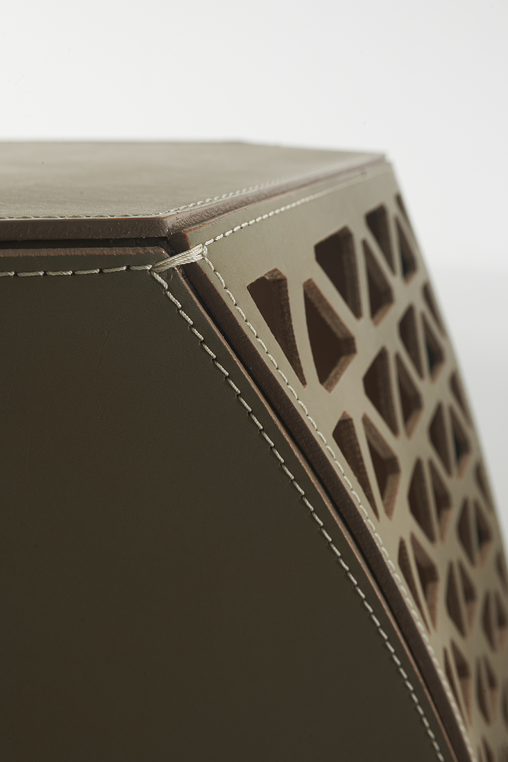 08 hudson coffee table