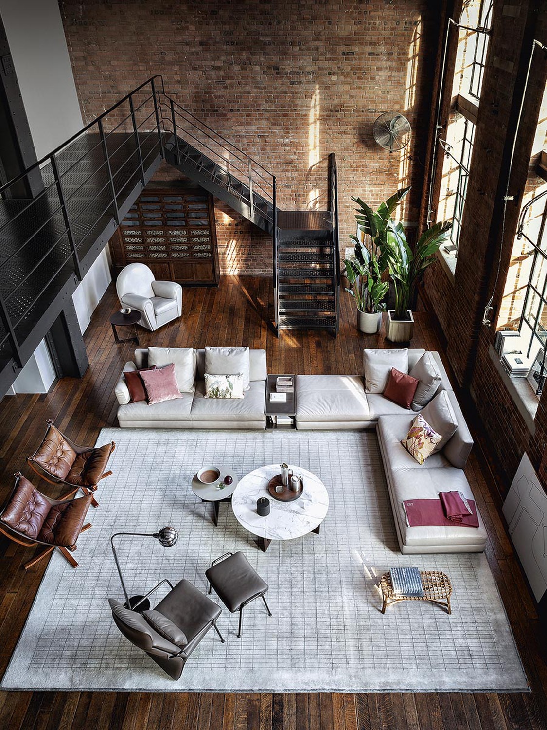 01 ilary coffee table