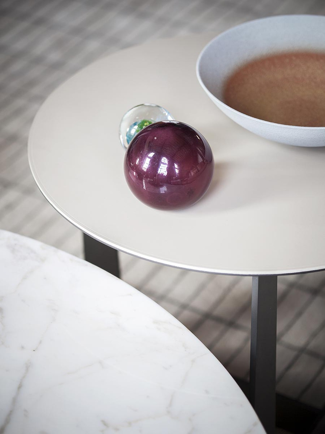 04 ilary coffee table