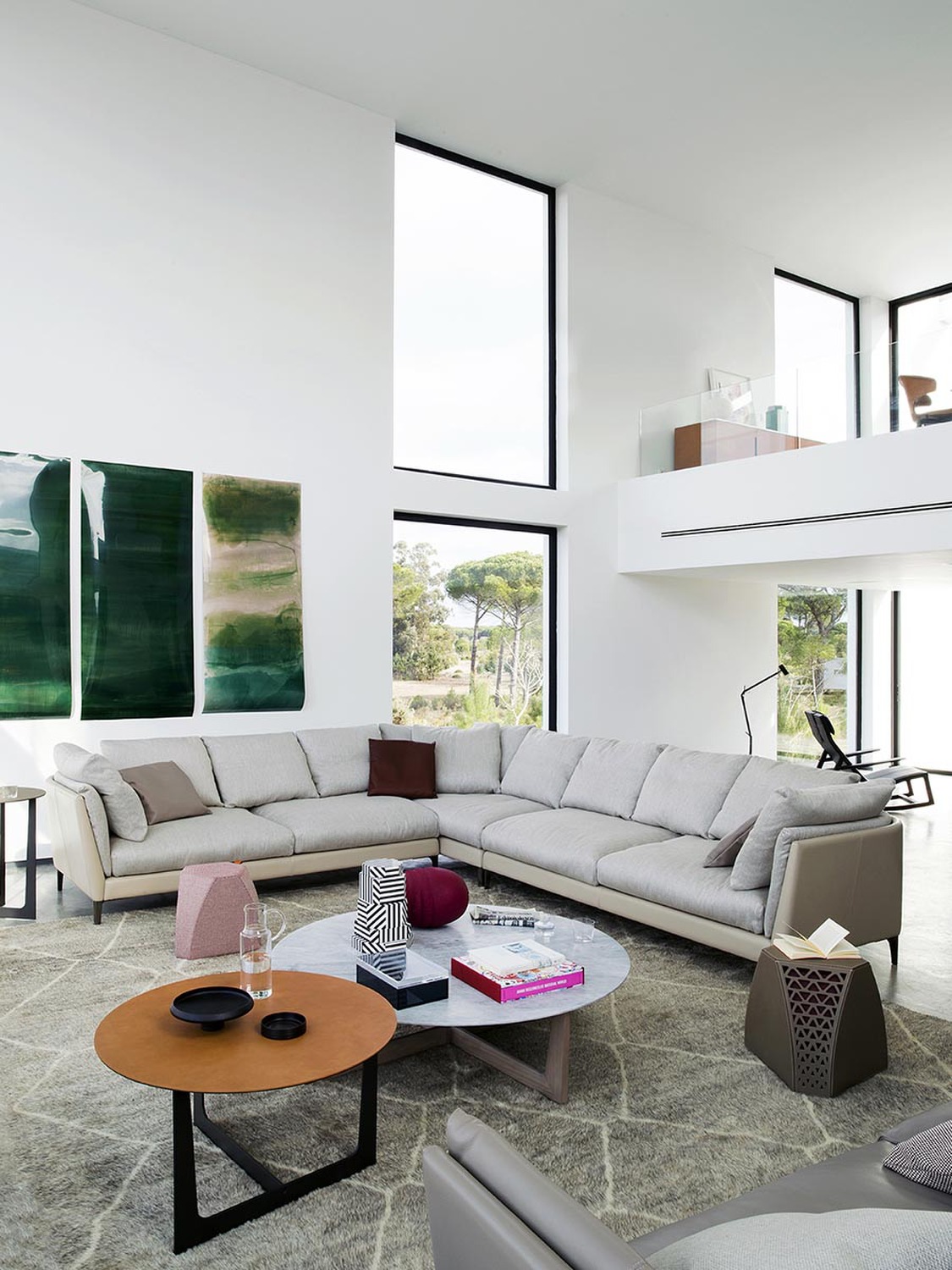 05 ilary coffee table