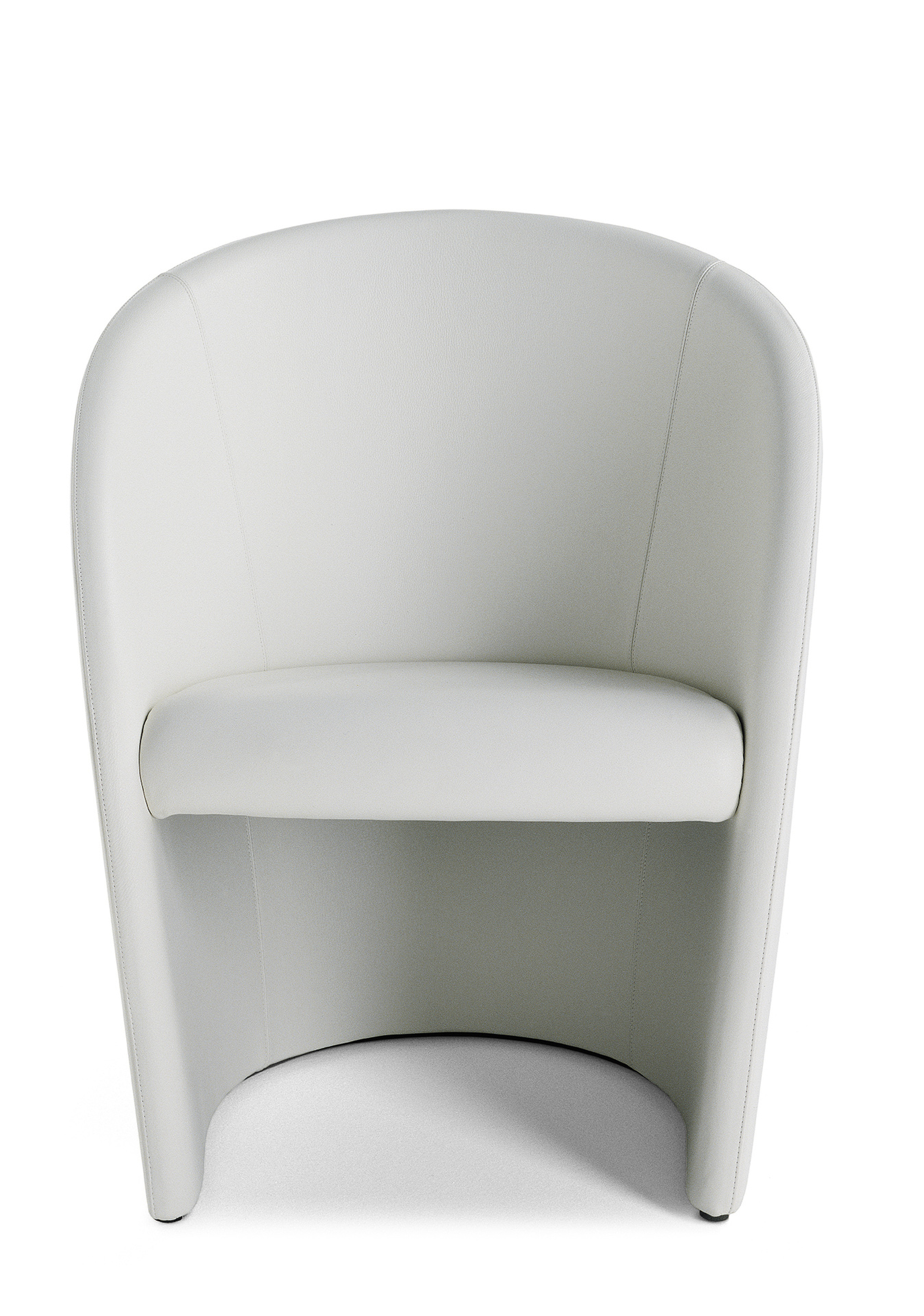 Intervista | Armchair - Lella and Massimo Vignelli - High
