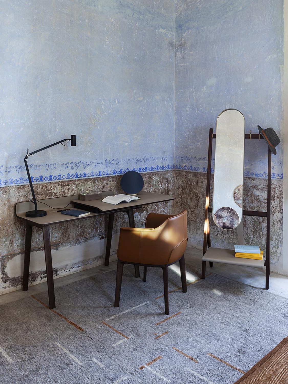 01 iren freestanding desk 01 iren freestanding desk