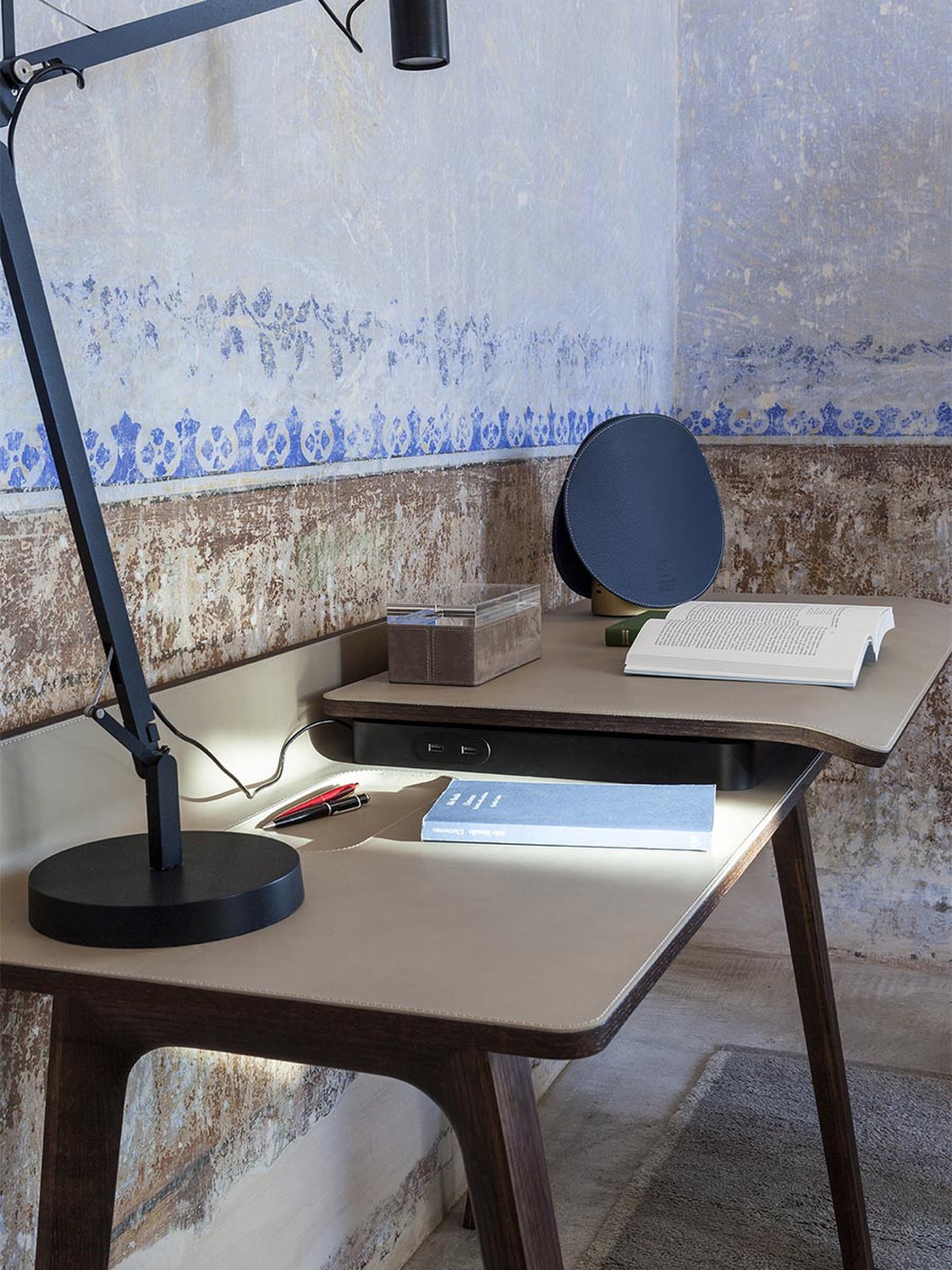 02 iren freestanding desk 02 iren freestanding desk