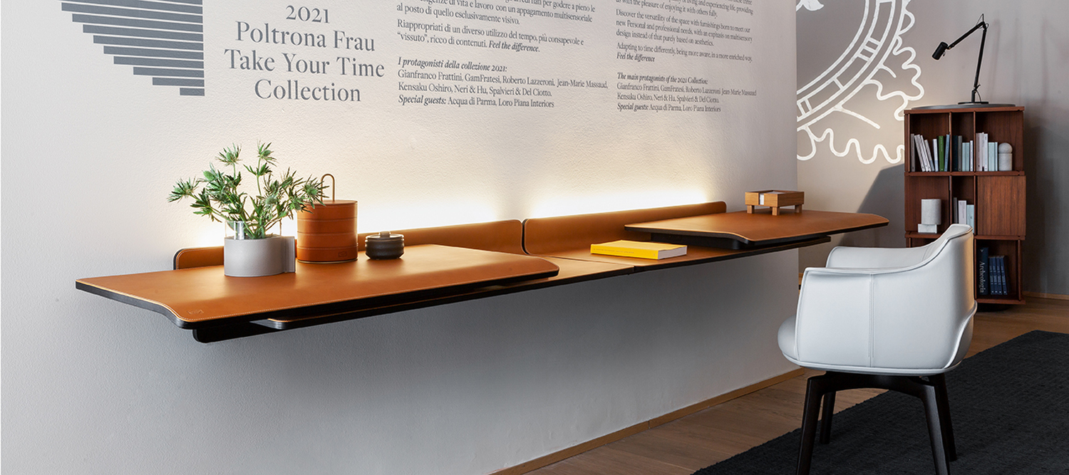 Iren | Wall desk Wall Iren desk by Poltrona Frau, in wood and leather, compact and functional design for elegant spaces