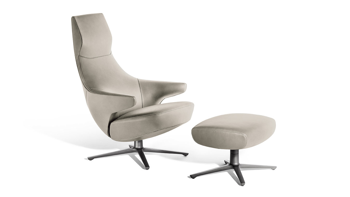 Poltrona frau sales lounge chair