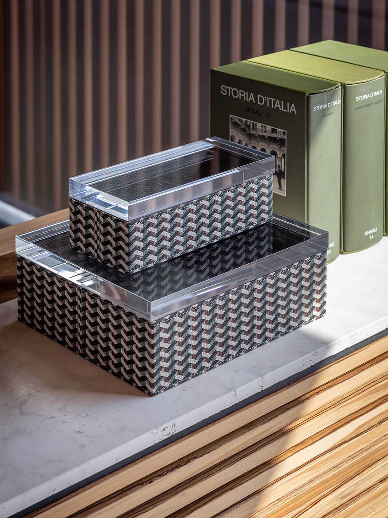 Leather Case | 盒子 - Simona Cremascoli