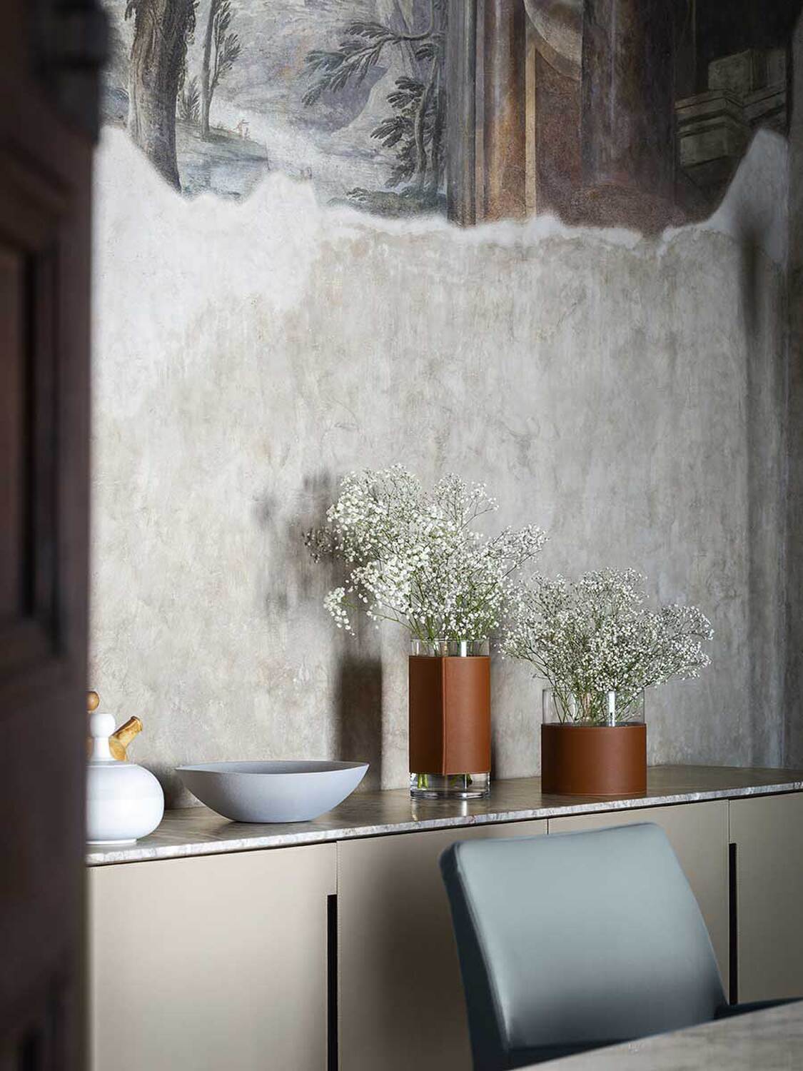 07 leather pot vase 07 leather pot vase