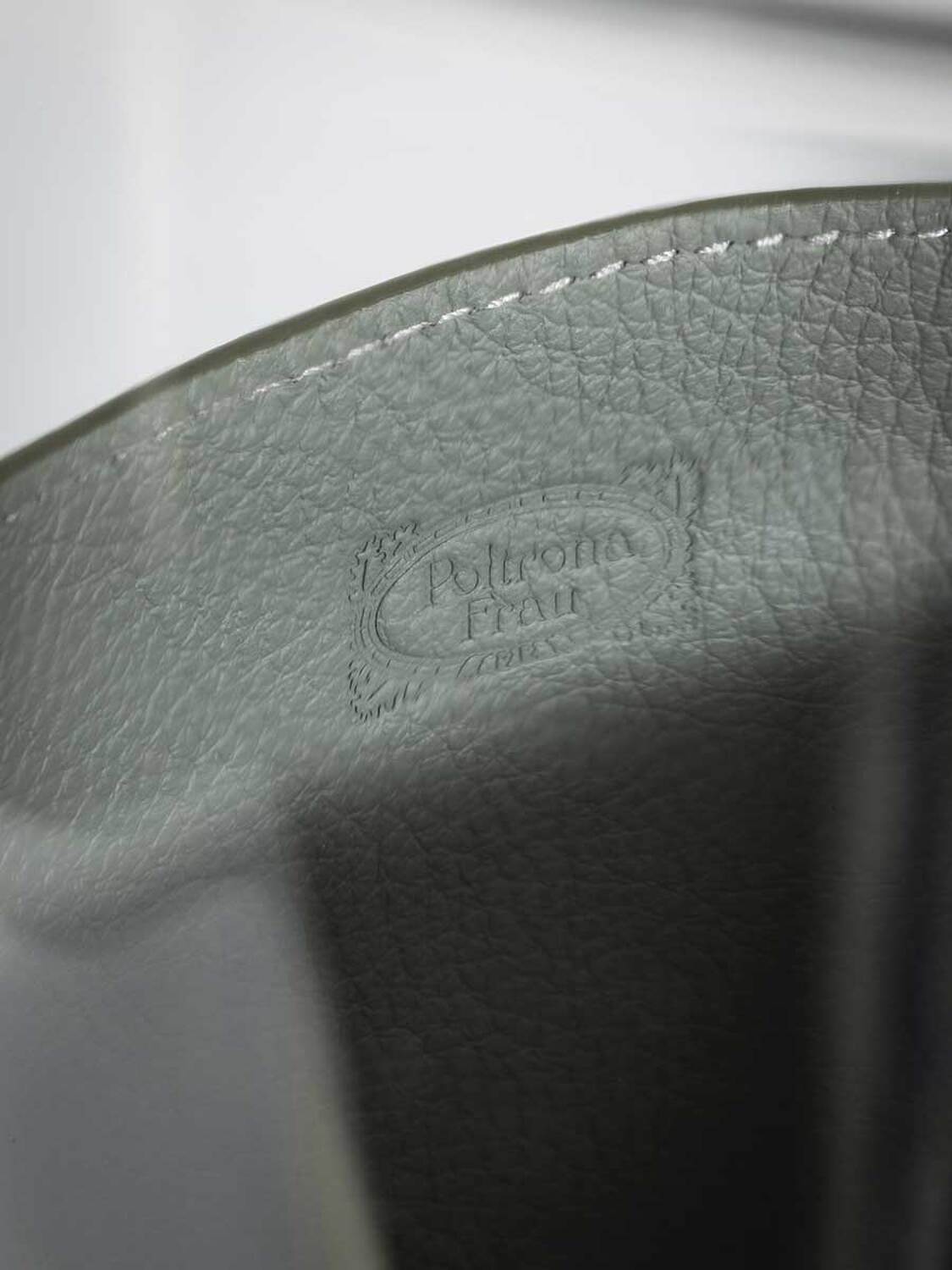 18 leather pot vase 18 leather pot vase