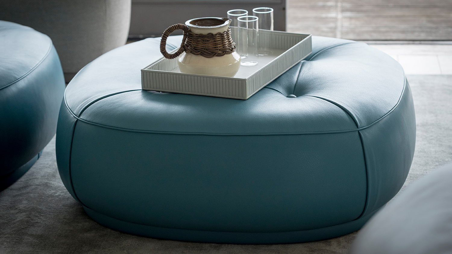 03 lepli 106x106 ottoman 03 lepli 106x106 ottoman