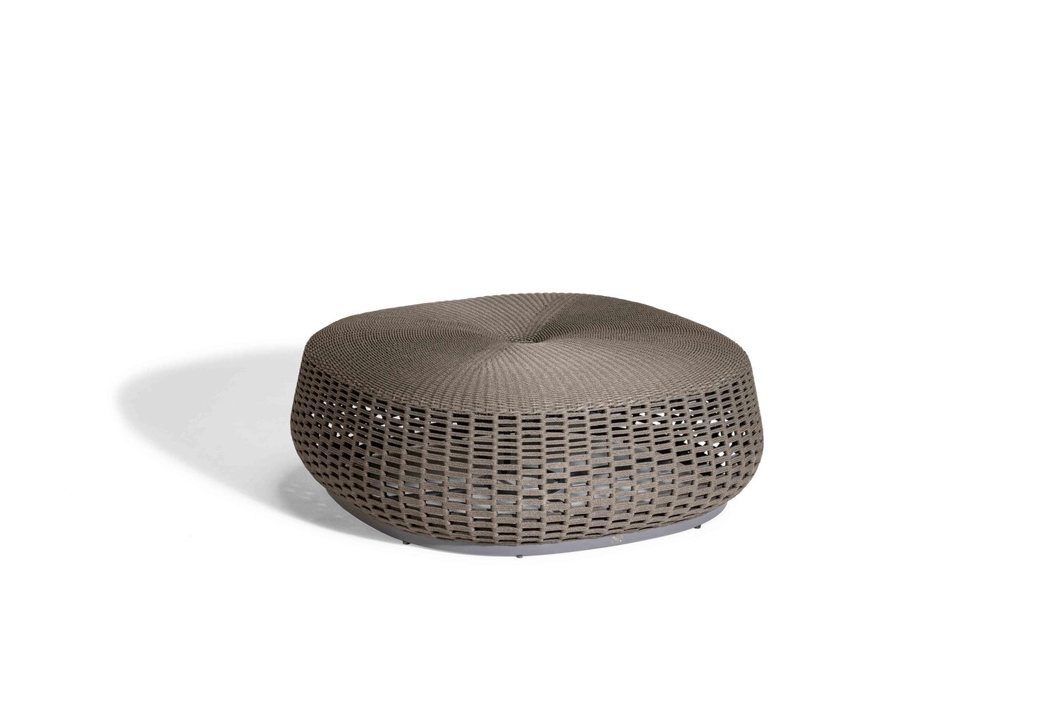 05 lepli outdoor 106x106 ottoman