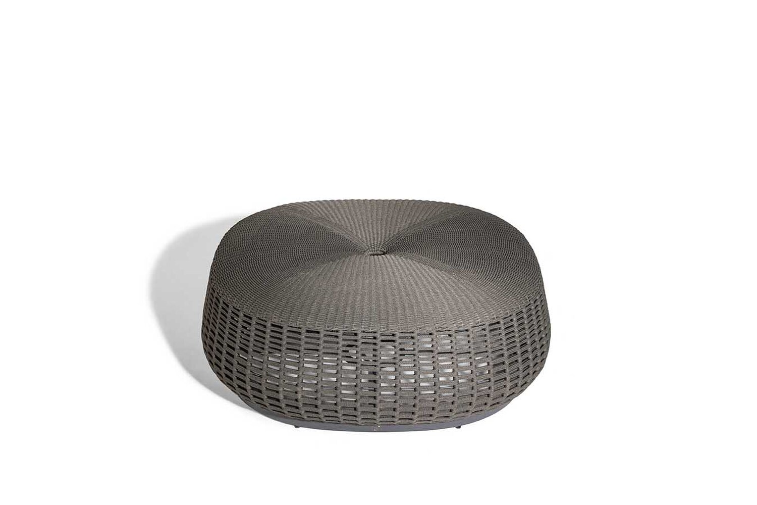 08 lepli outdoor 106x106 ottoman