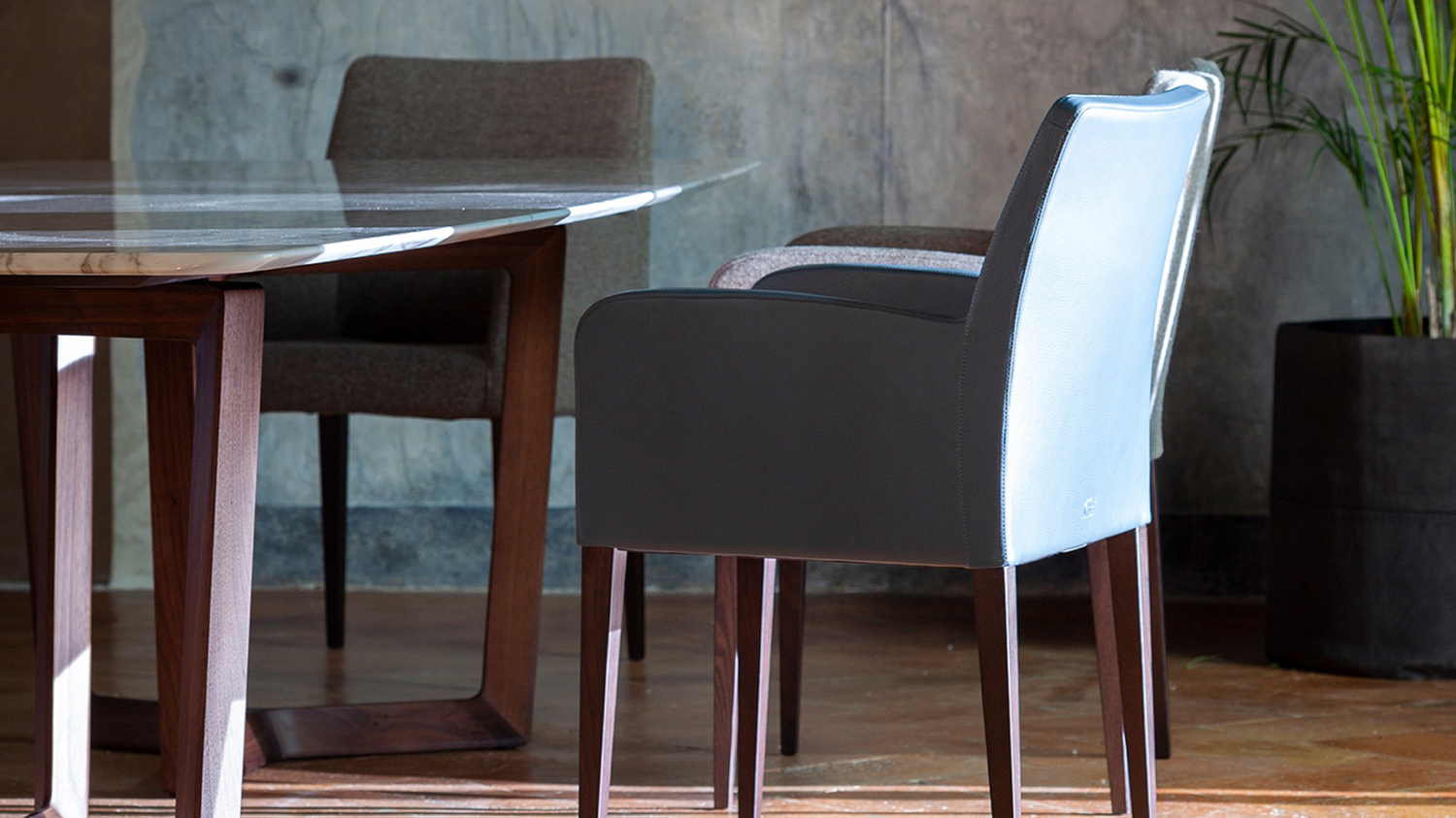 03 liz small armchair