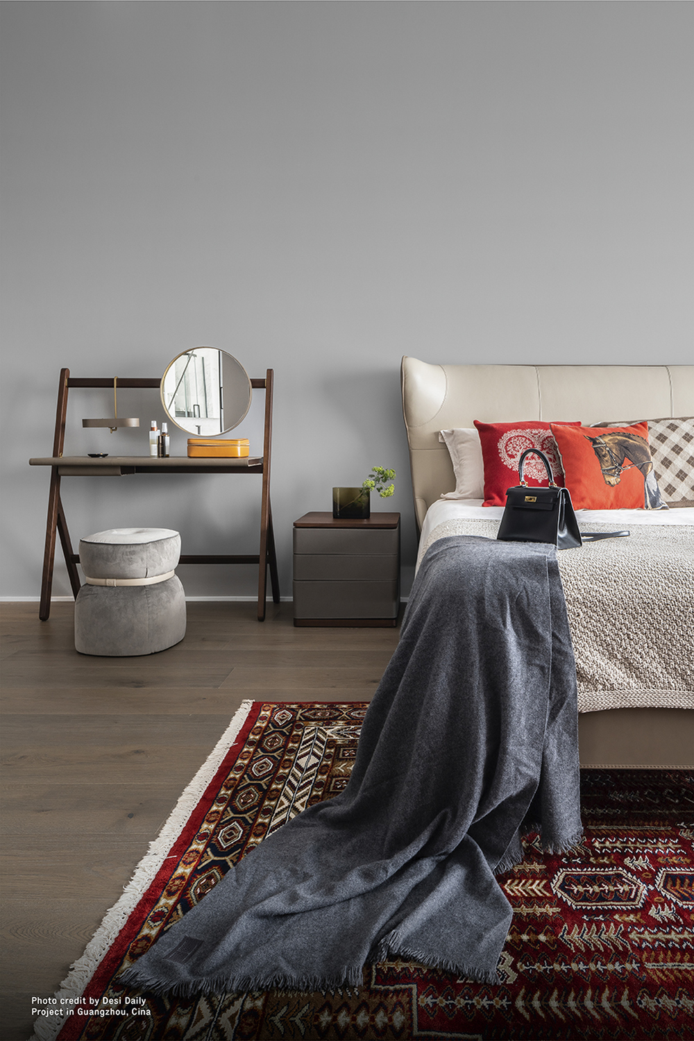 06 mamy blue bed 06 mamy blue bed