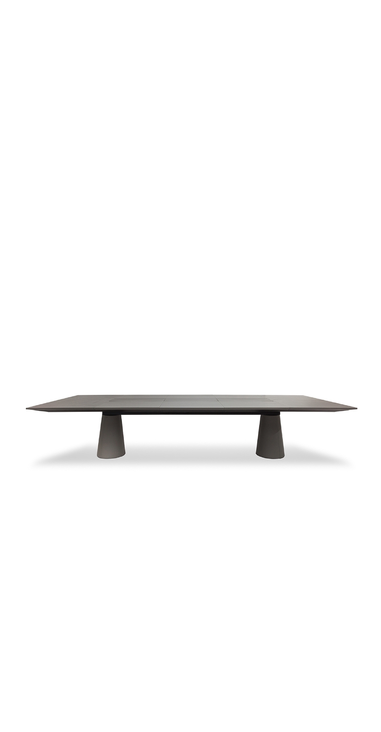 Mesa Due | Rectangular meeting table Mesa Due meeting table by Poltrona Frau, with modern design and high-quality materials.