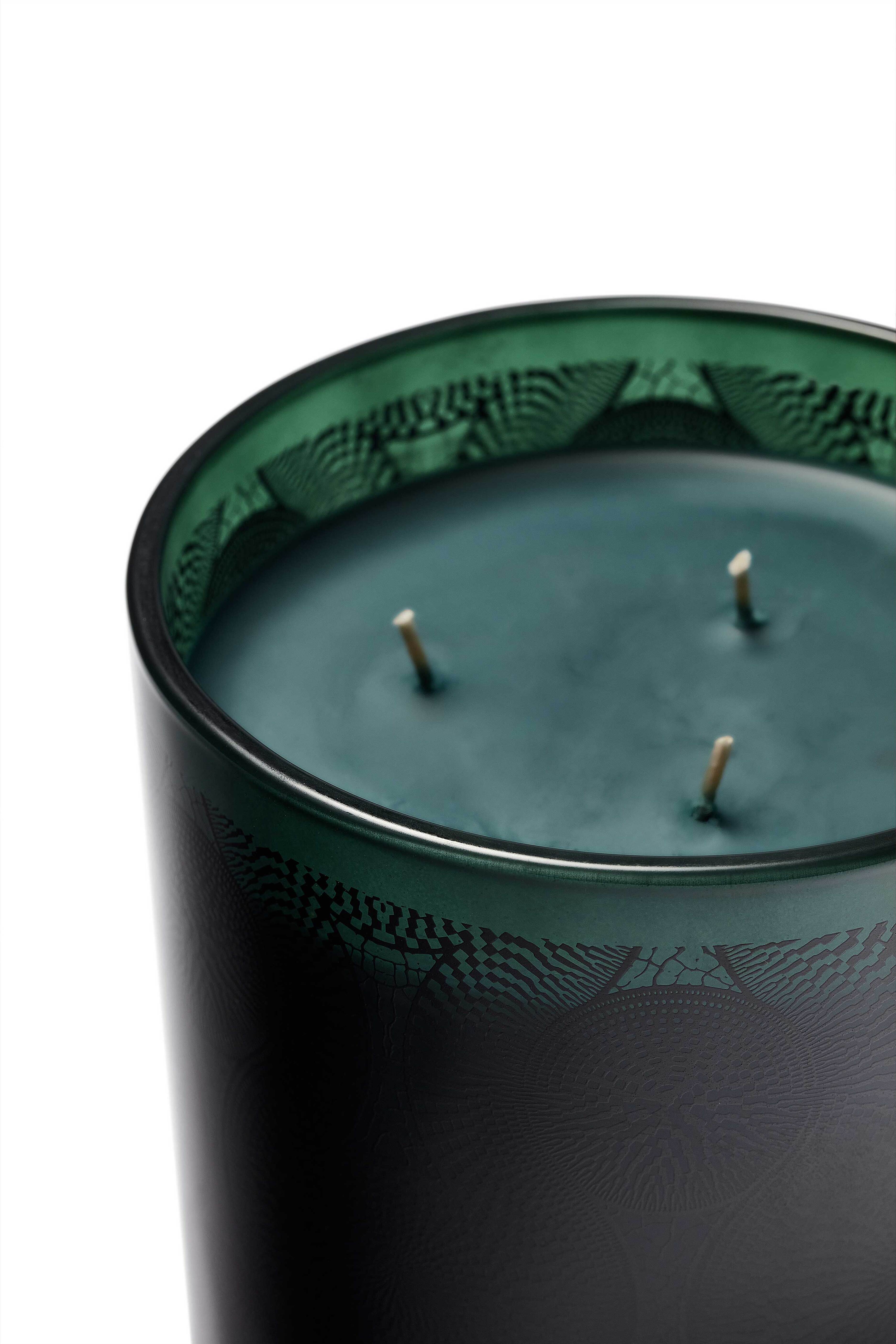 Scented candle by Ozwald Boateng for Poltrona Frau