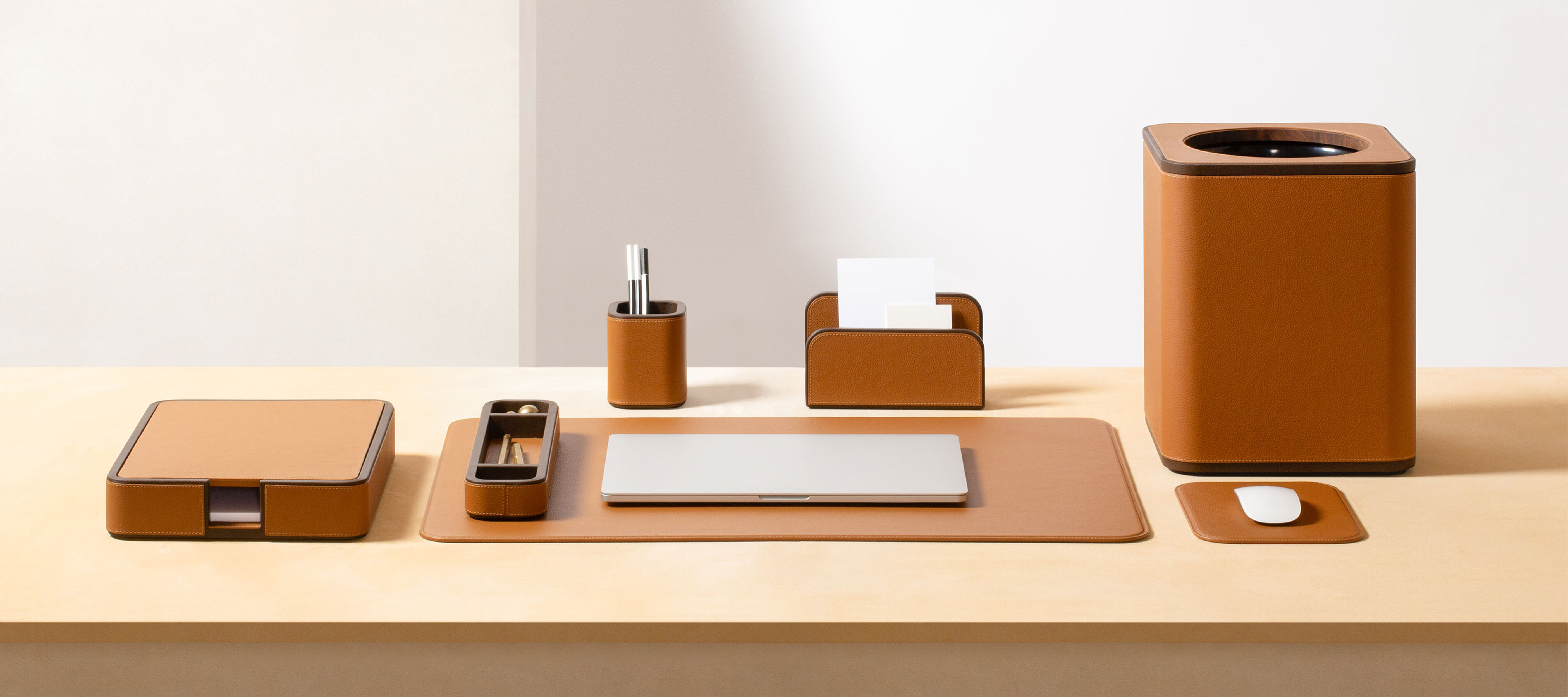 Gli Oggetti | Office desk accessories