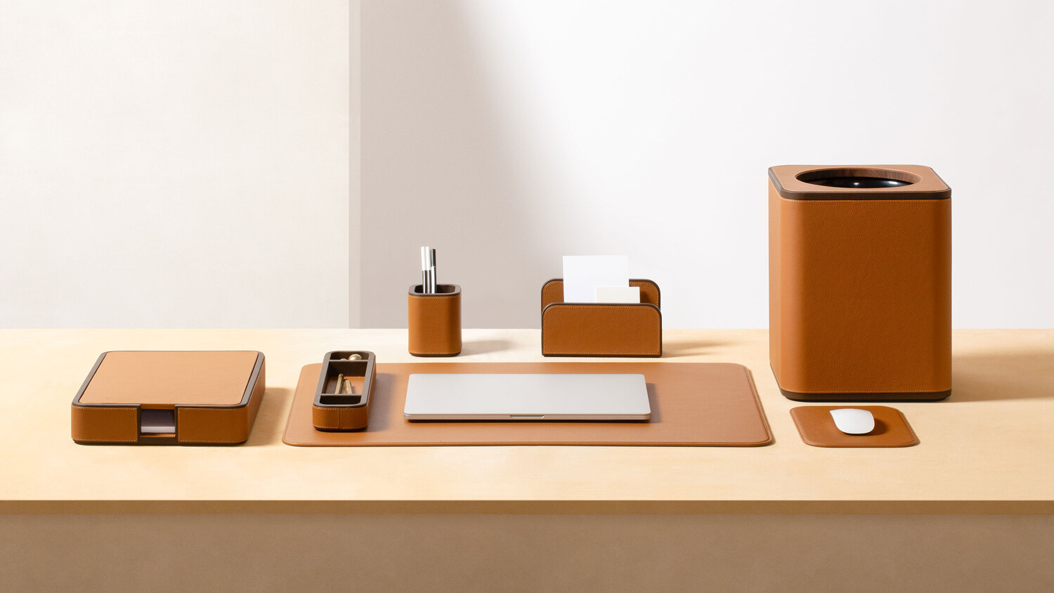 01 office pen holder