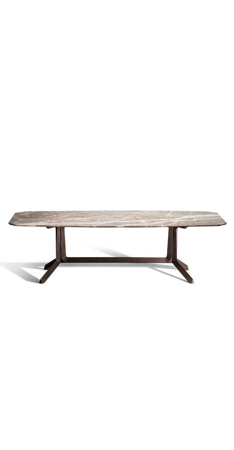 Othello | Table rectangulaire Table rectangulaire Othello Poltrona Frau avec base sculpturale en frêne moka ou wengé et plateau en marbre Fior di Pesco, Calacatta Oro ou verre fumé, finition diamantée sur le pourtour du plateau, design italien de luxe