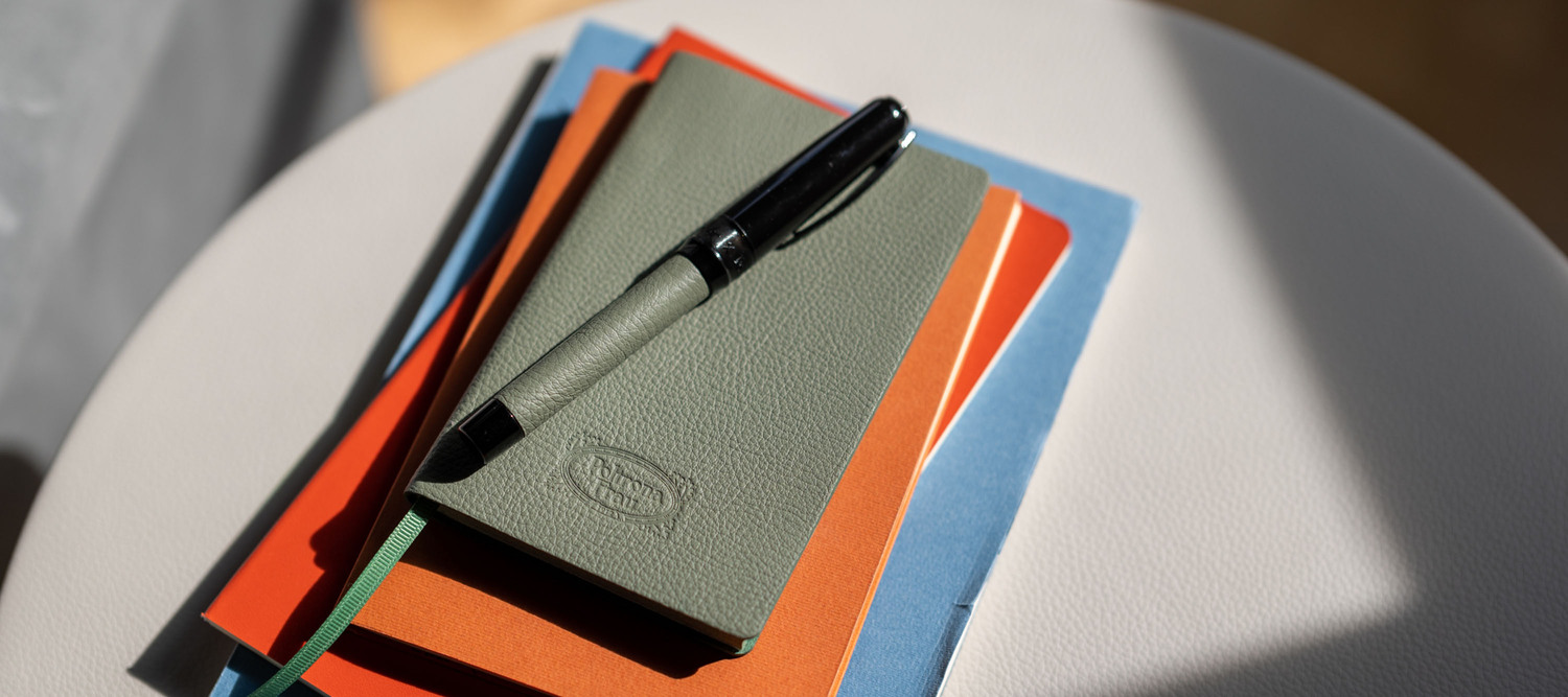 Pineider x Poltrona Frau | Notebook Taccuino Pineider x Poltrona Frau, con copertina in pelle di alta qualità.