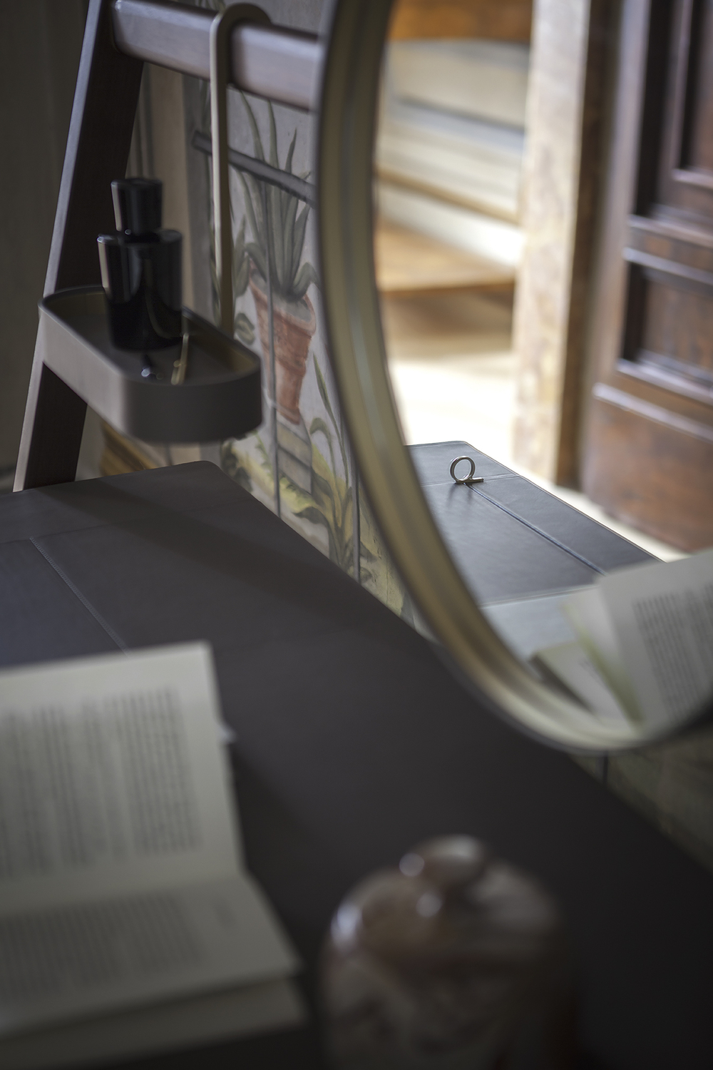 03 ren dressing table 03 ren dressing table