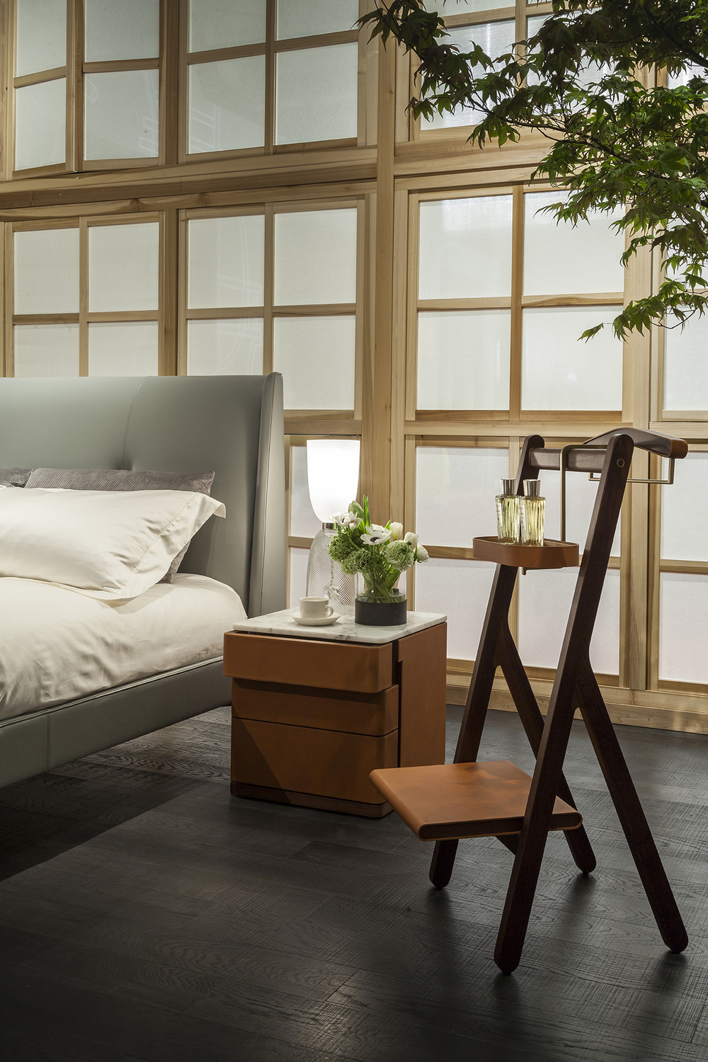 05 ren valet stand 05 ren valet stand