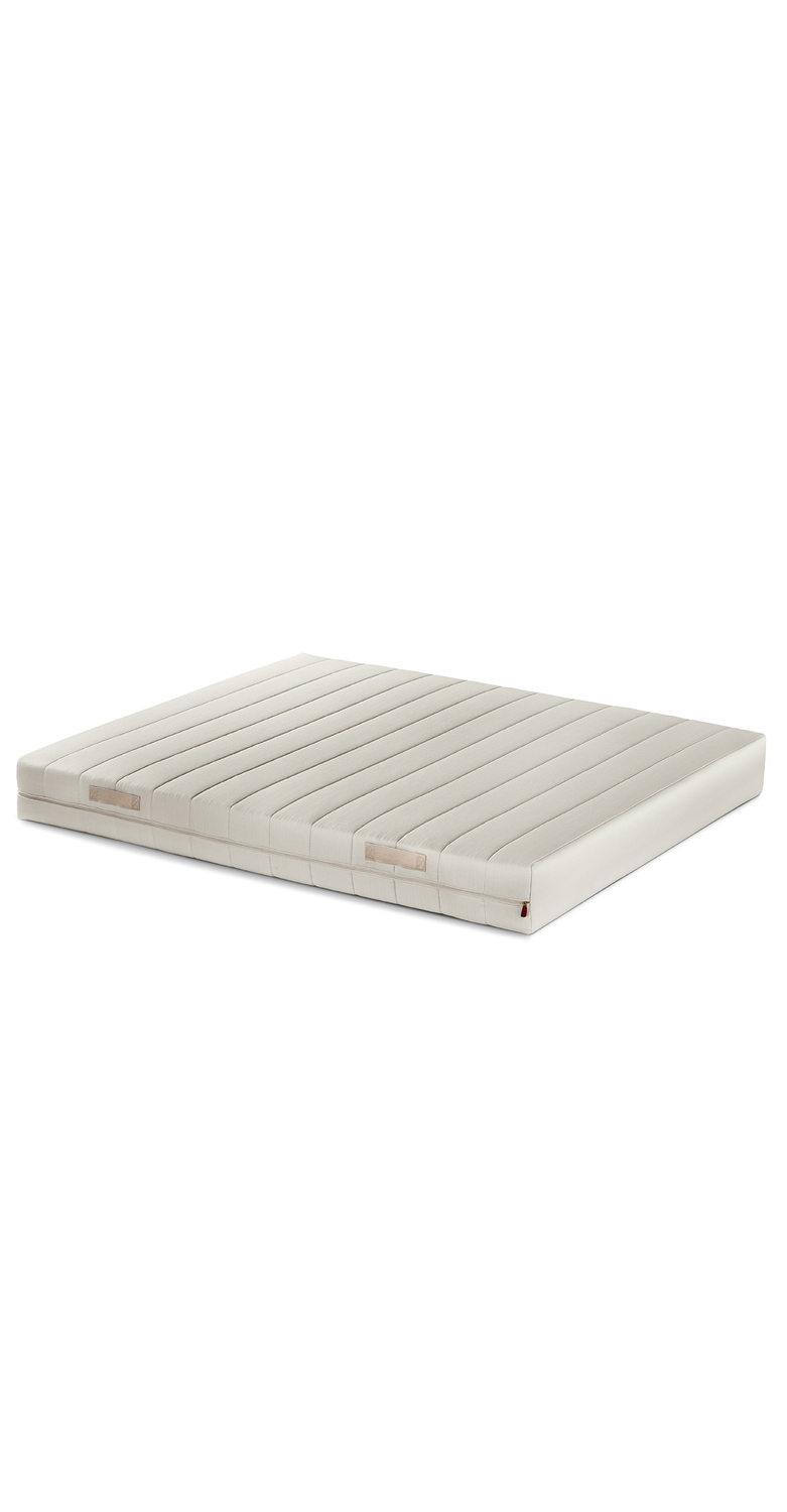 Salina | Mattress Salina mattress by Poltrona Frau in natural latex and breathable horsehair, 7 zones, removable cover, ergonomic design and Italian luxury craftsmanship