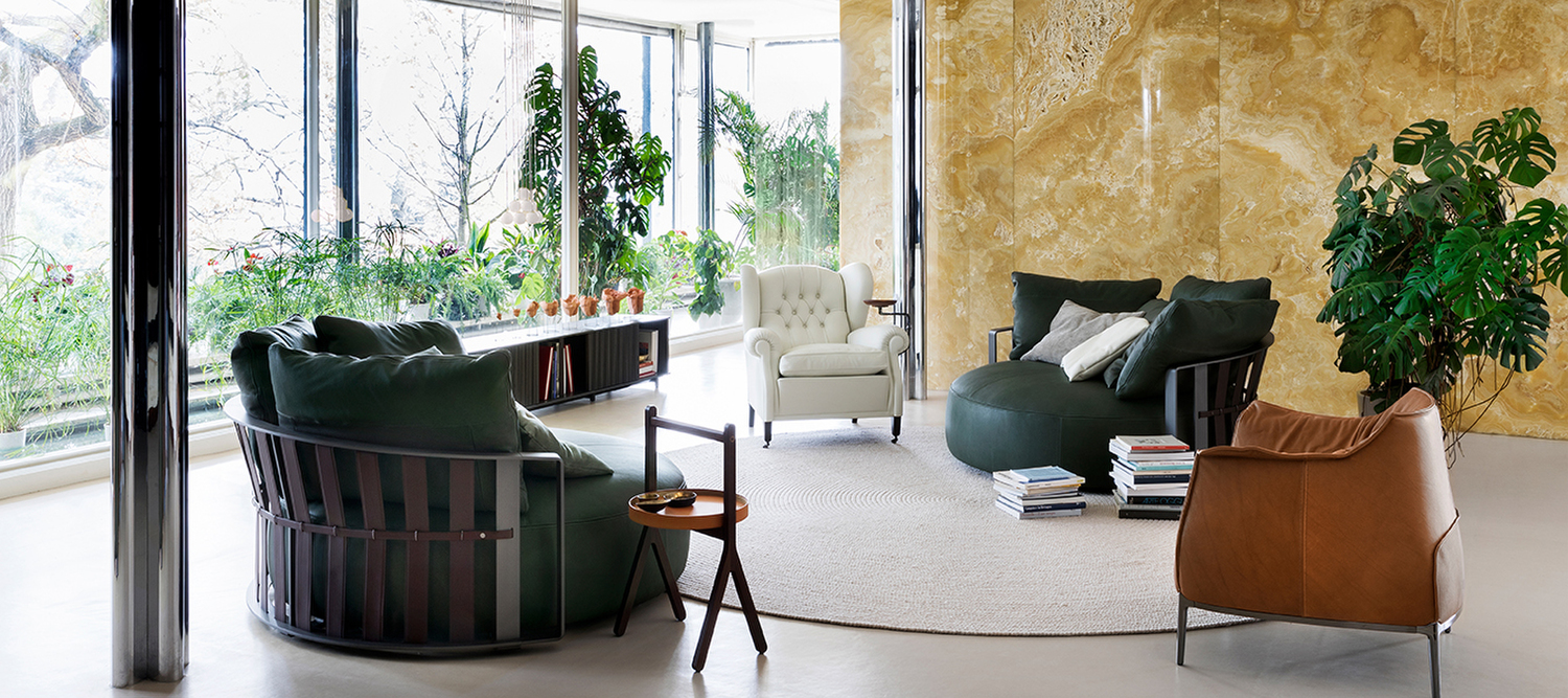 Scarlett | Divano circolare Divano tondo Scarlett Poltrona Frau in Pelle Frau®, struttura in acciaio brunito e cuoio, seduta girevole imbottita, design Jean-Marie Massaud, eccellenza artigianale italiana