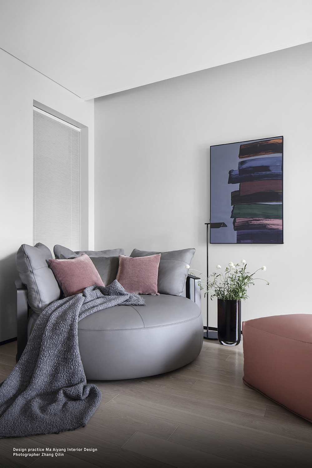 01 scarlett round sofa 01 scarlett round sofa