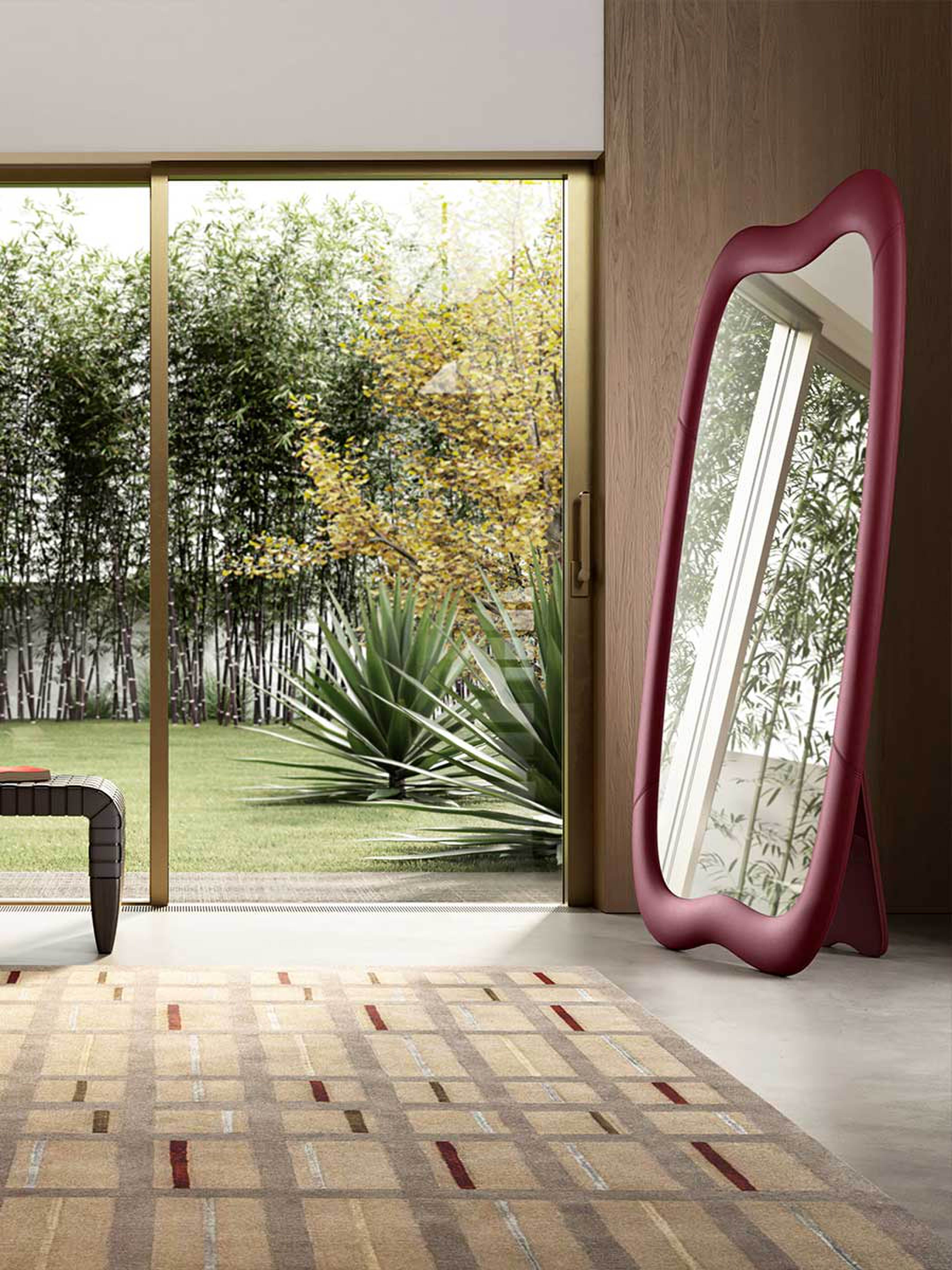 Squash, full-length mirror upholstered in leather - Faye Squash, full-length mirror upholstered in leather - Faye